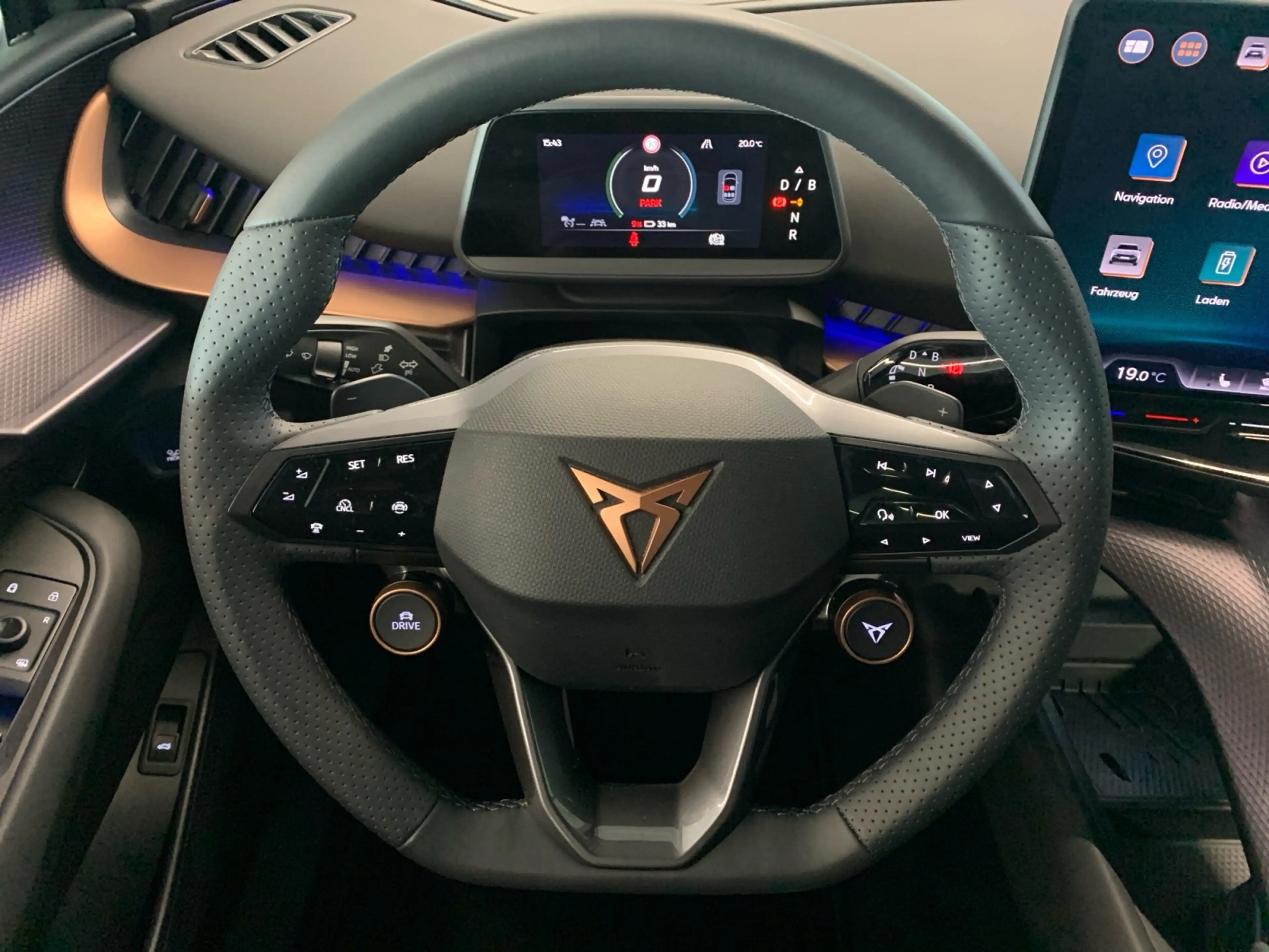 CUPRA Tavascan Endurance WÄRMEPU APP NAVI KAMERA PARK — photo 13