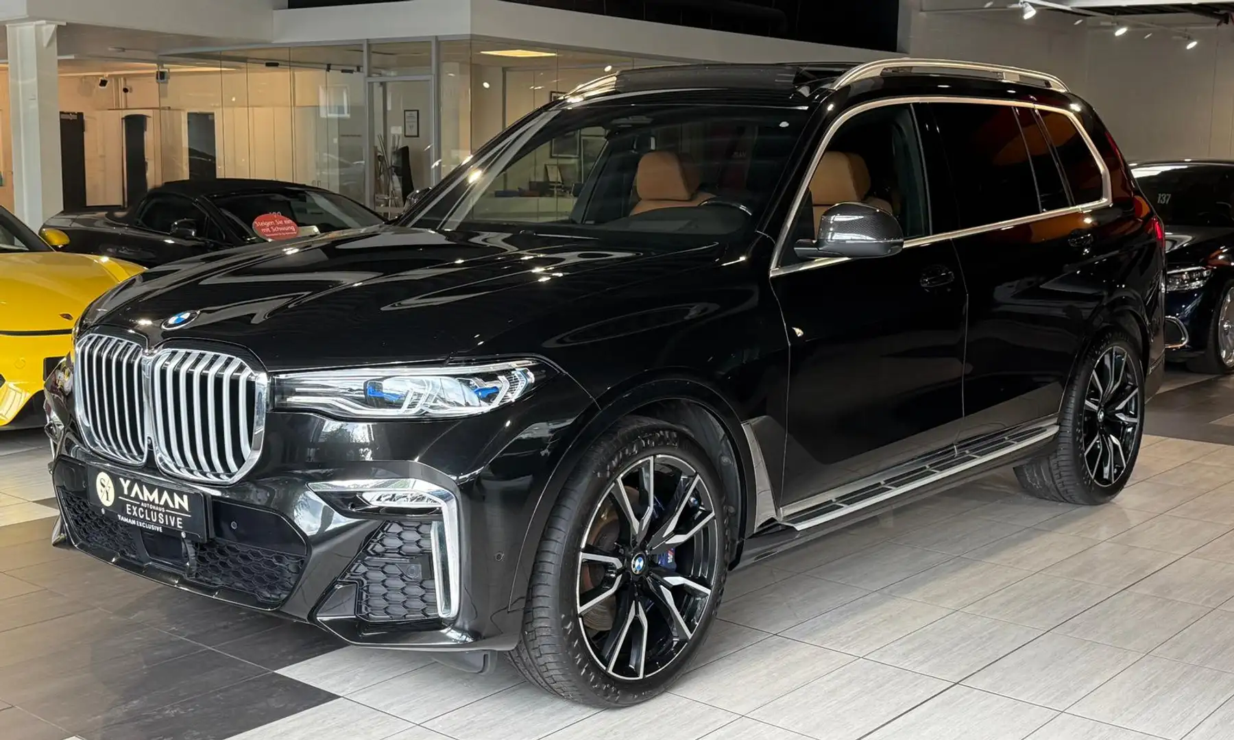 BMW X7 xDr 40d M-Sport*StHz*Laser*PanoSky*Massage* Schwarz - 1