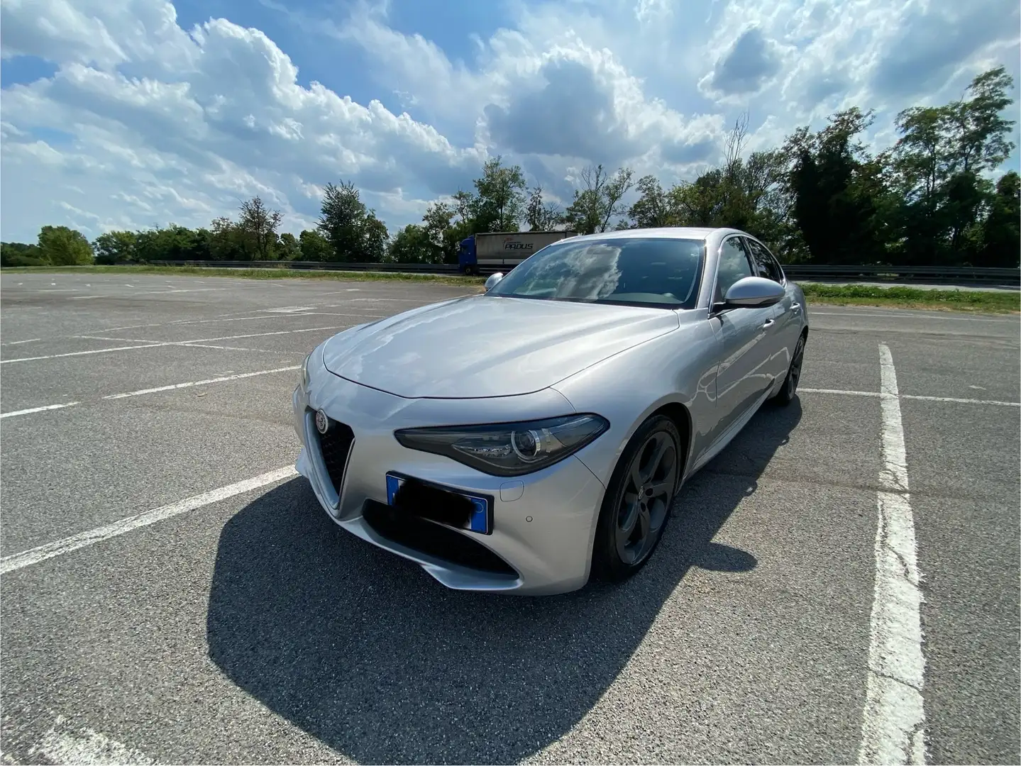 Alfa Romeo Giulia Super 2.2 d Q2 AT8 Argent - 1
