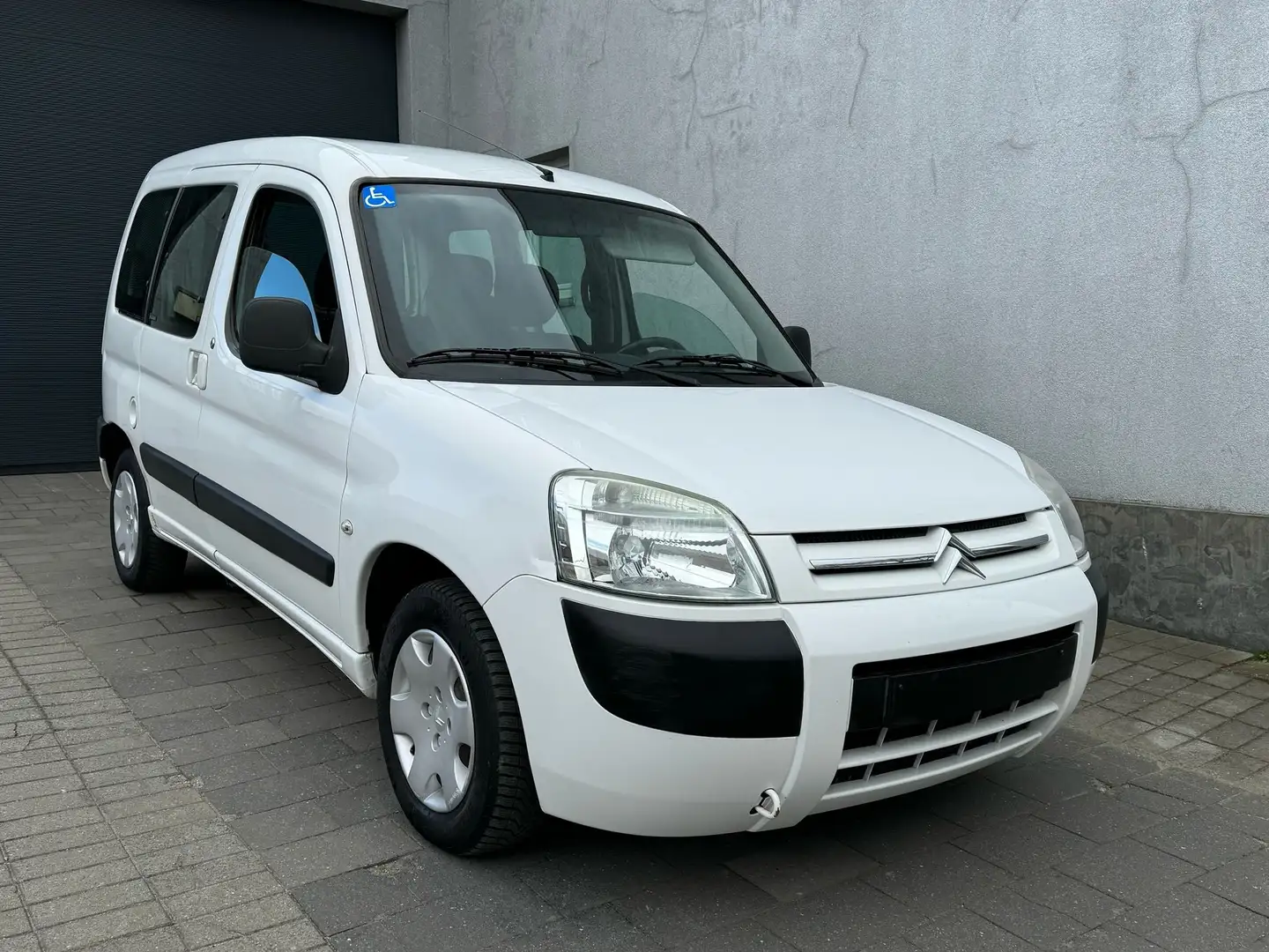 Peugeot Partner 1.6 HDi   mindervalide TPMR ROLSTOEL INVALIDE Blanco - 1