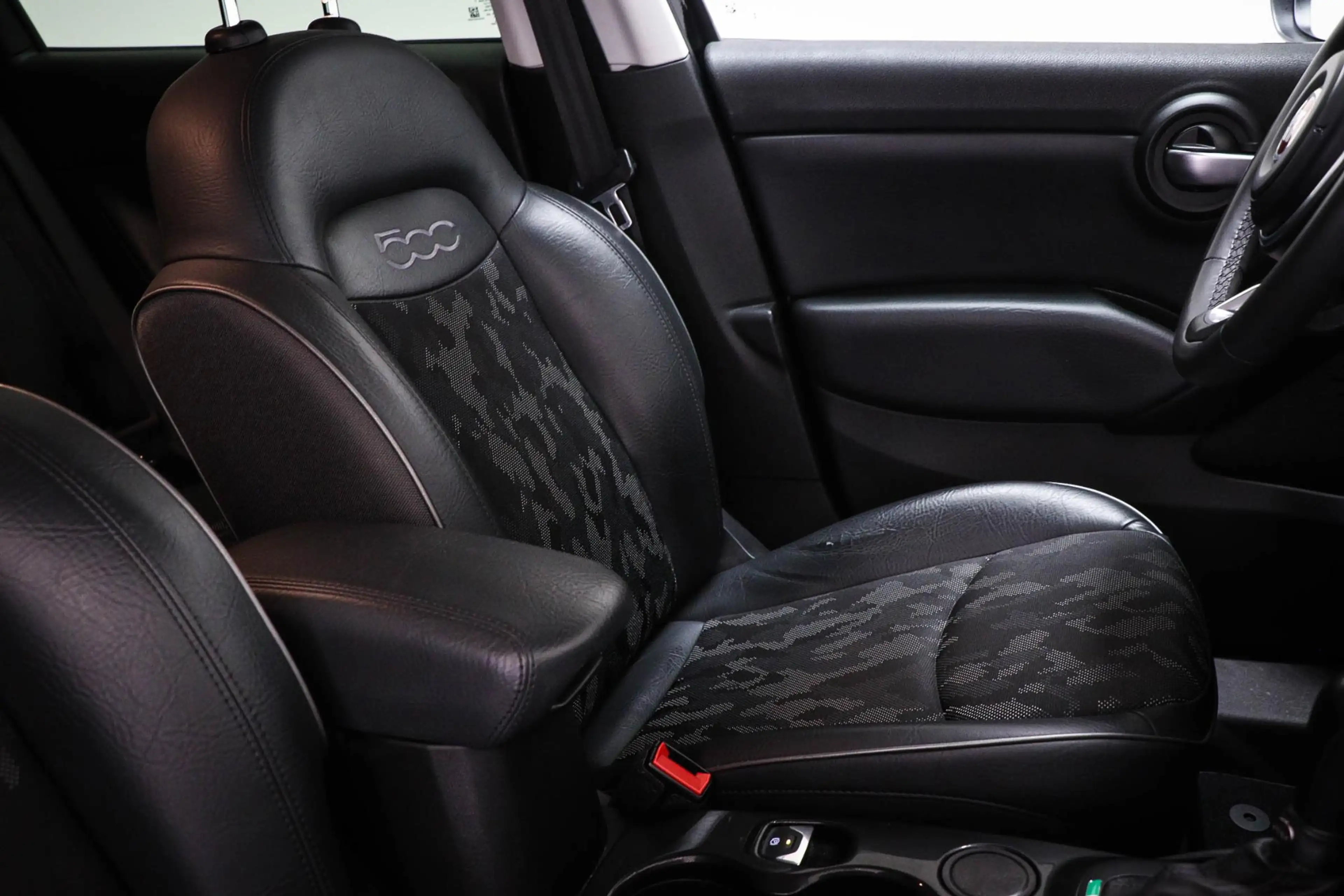 Fiat 500X 1.3 FireFly Turbo 150 Hey Google | CLIMA | DAB | U — photo 9