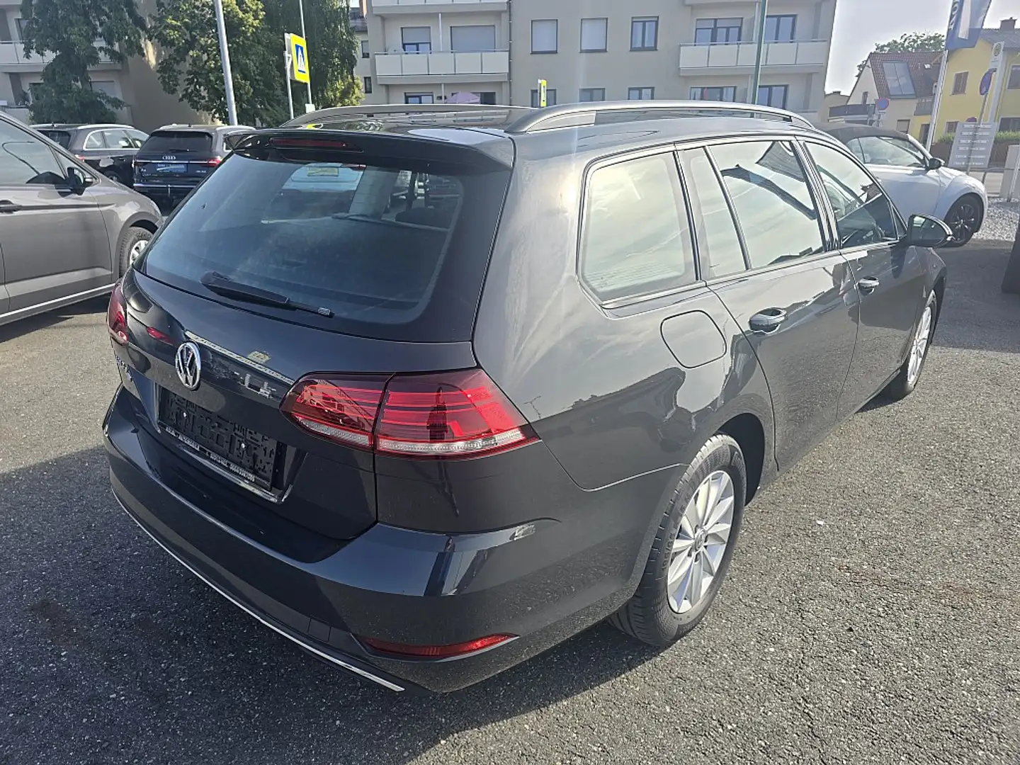 Volkswagen Golf Variant Rabbit 40 1,6 TDI SCR Grau - 2