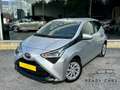 Toyota Aygo 1.0i*13000KM*AUTOMATIQUE*CARPLAY*1ER PROP*CARNET* Сірий - thumbnail 1