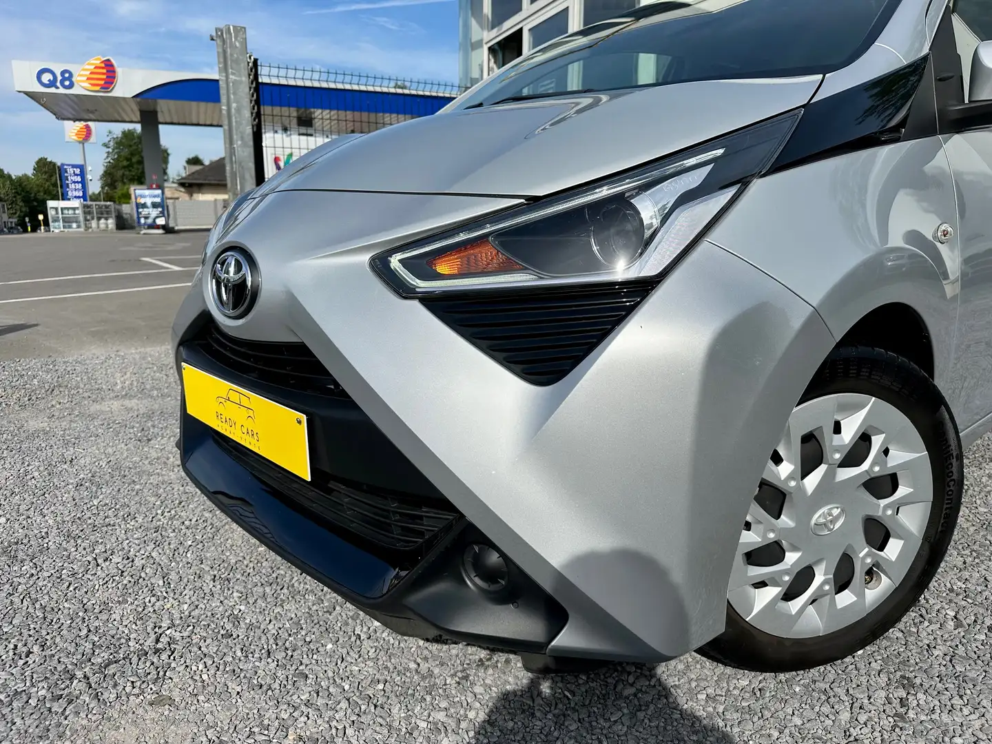 Toyota Aygo 1.0i*13000KM*AUTOMATIQUE*CARPLAY*1ER PROP*CARNET* Сірий - 2