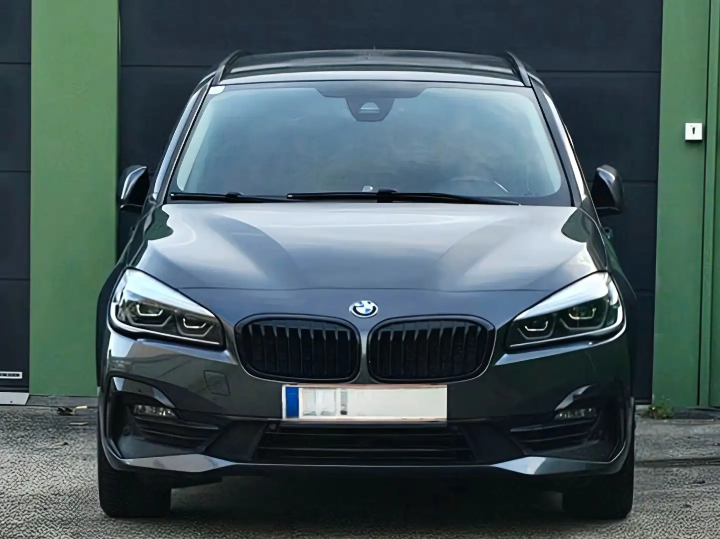 BMW 218 Gran Tourer B47 F46 Sport Line Grau - 2