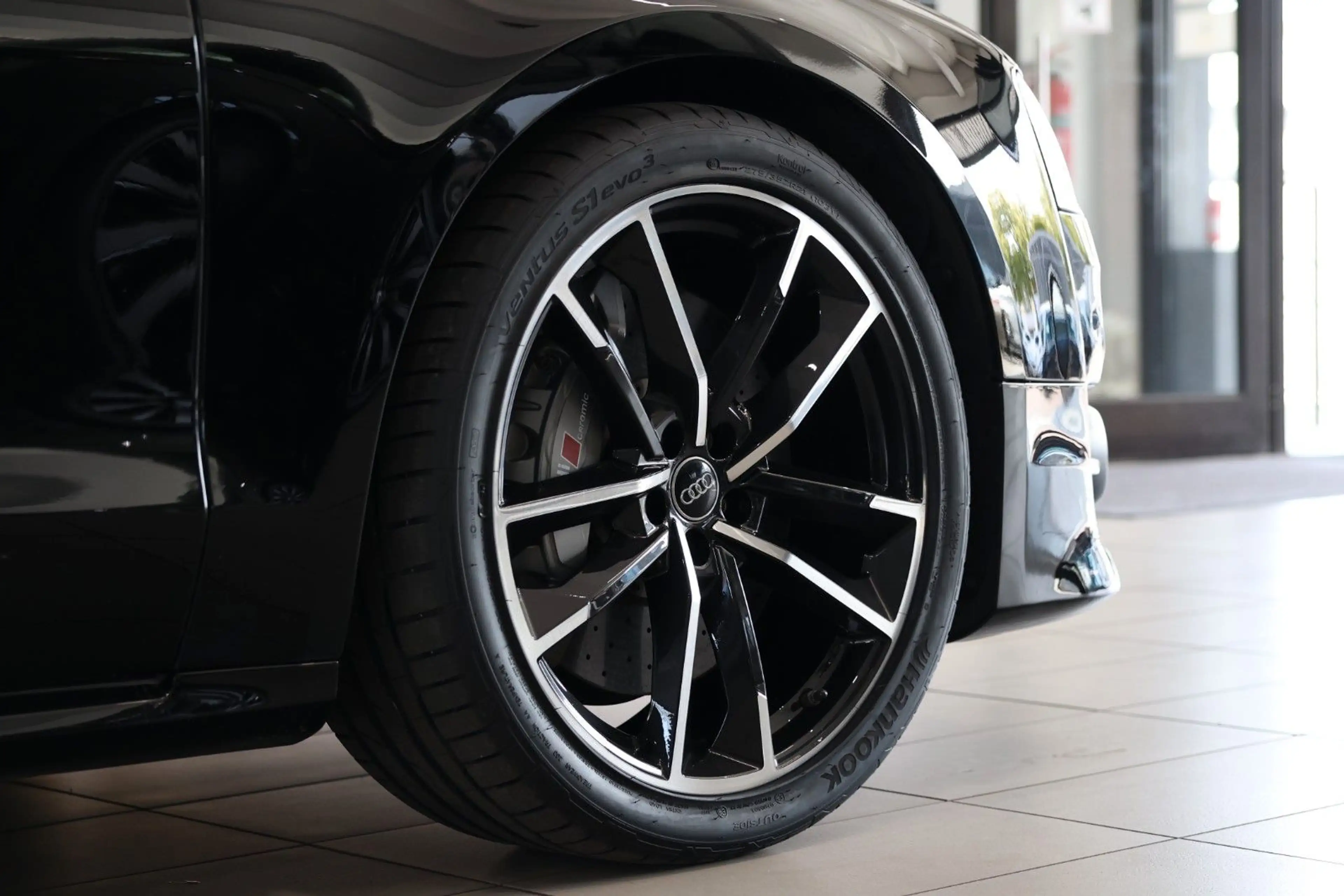 Audi S8 4.0 TFSI quattro plus Keramik*Mass.*Soft*Bose — photo 8