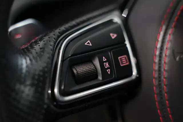 Audi S8 view 21