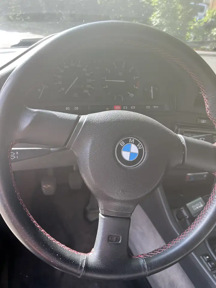 BMW 325i, foto 11