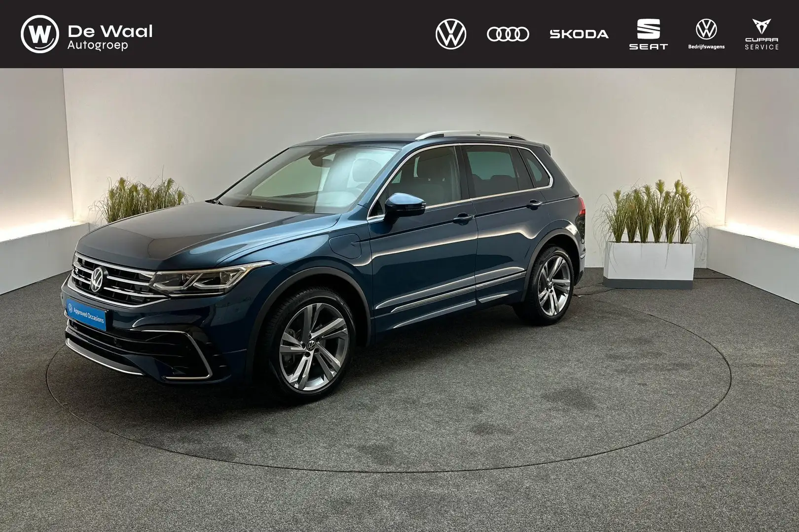 Volkswagen Tiguan 1.4 TSI 245pk DSG eHybrid R-Line Business | Trekha Azul - 1