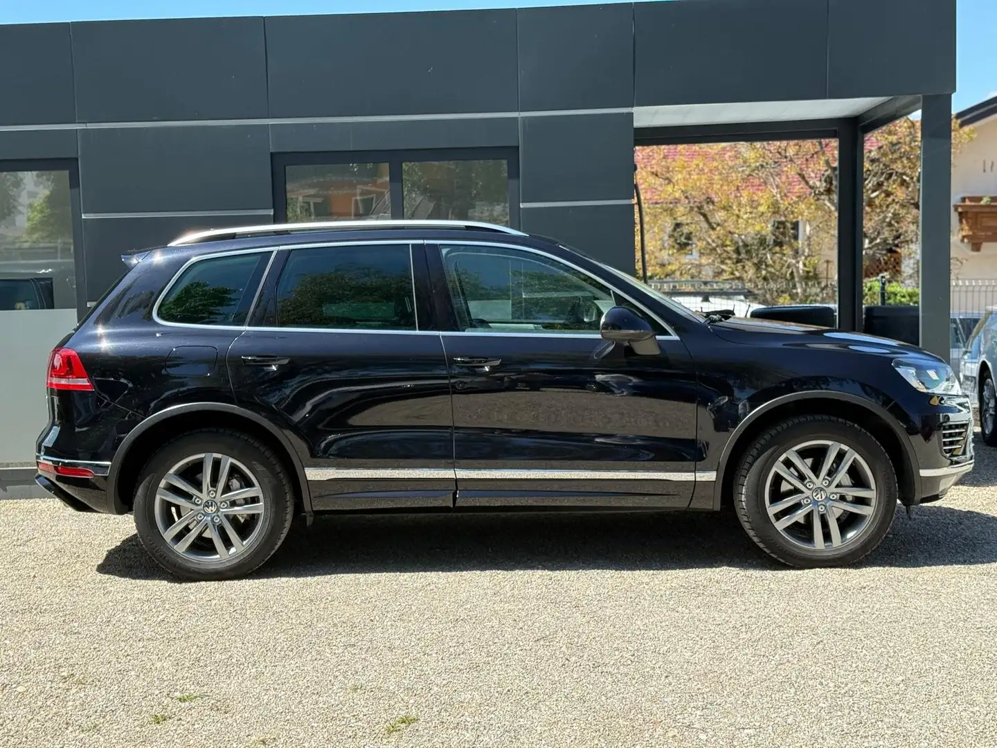 Volkswagen Touareg V6 TDI*R-LINE*4Motion* Noir - 2