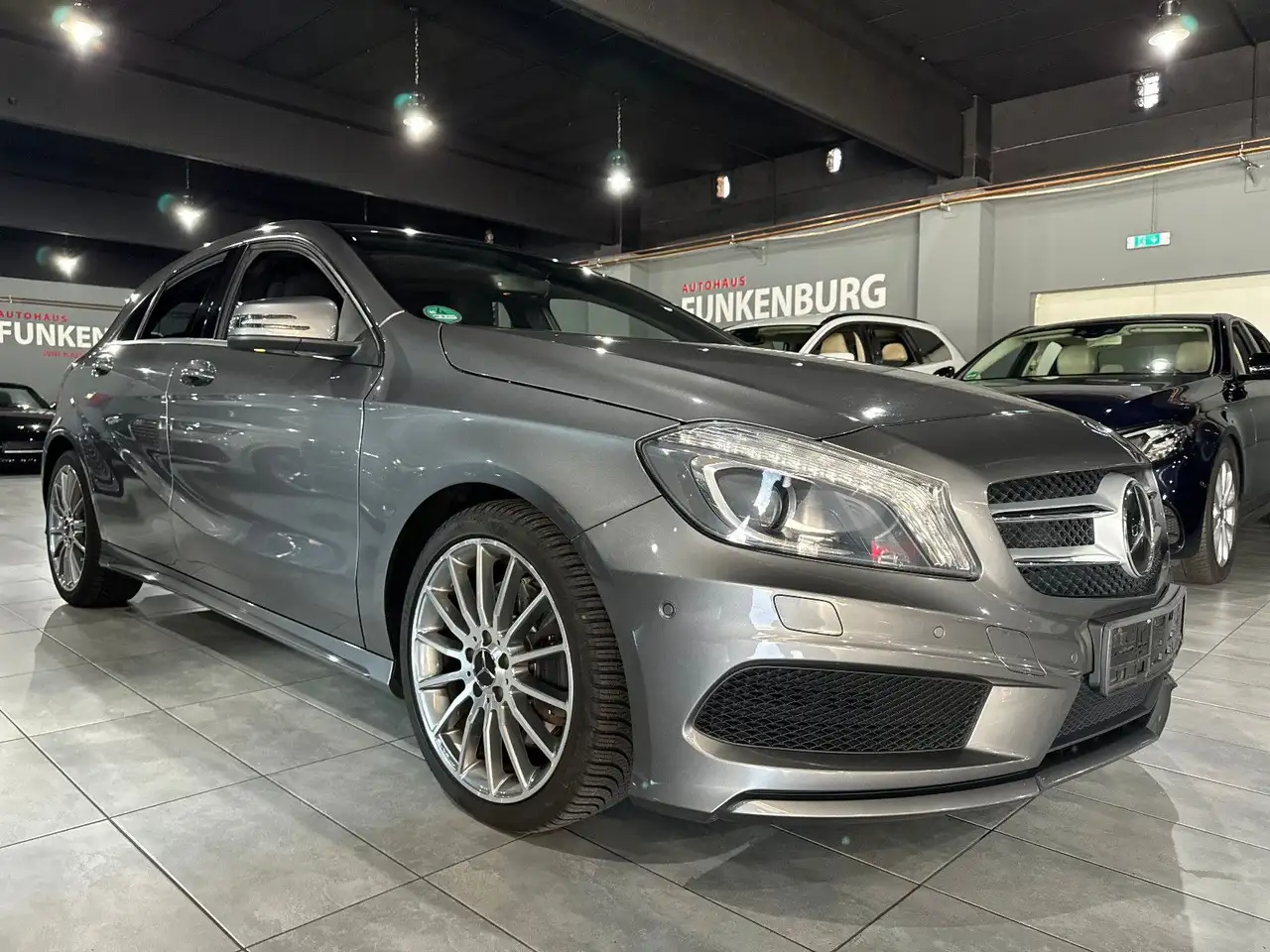 Mercedes-Benz A 220