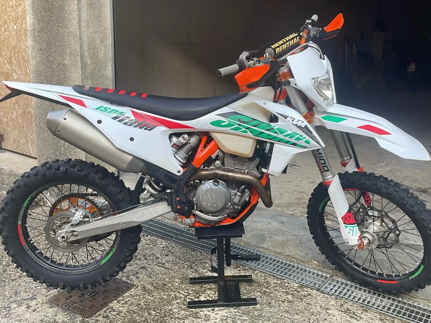 KTM 250 EXC Six days Blanco - 1