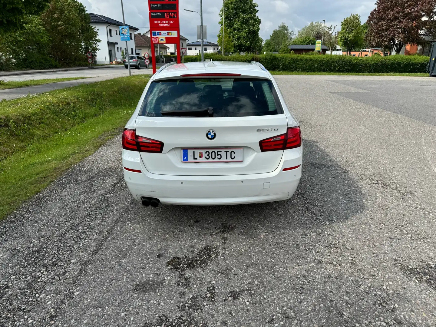 BMW 520 520d Touring Aut. Weiß - 2
