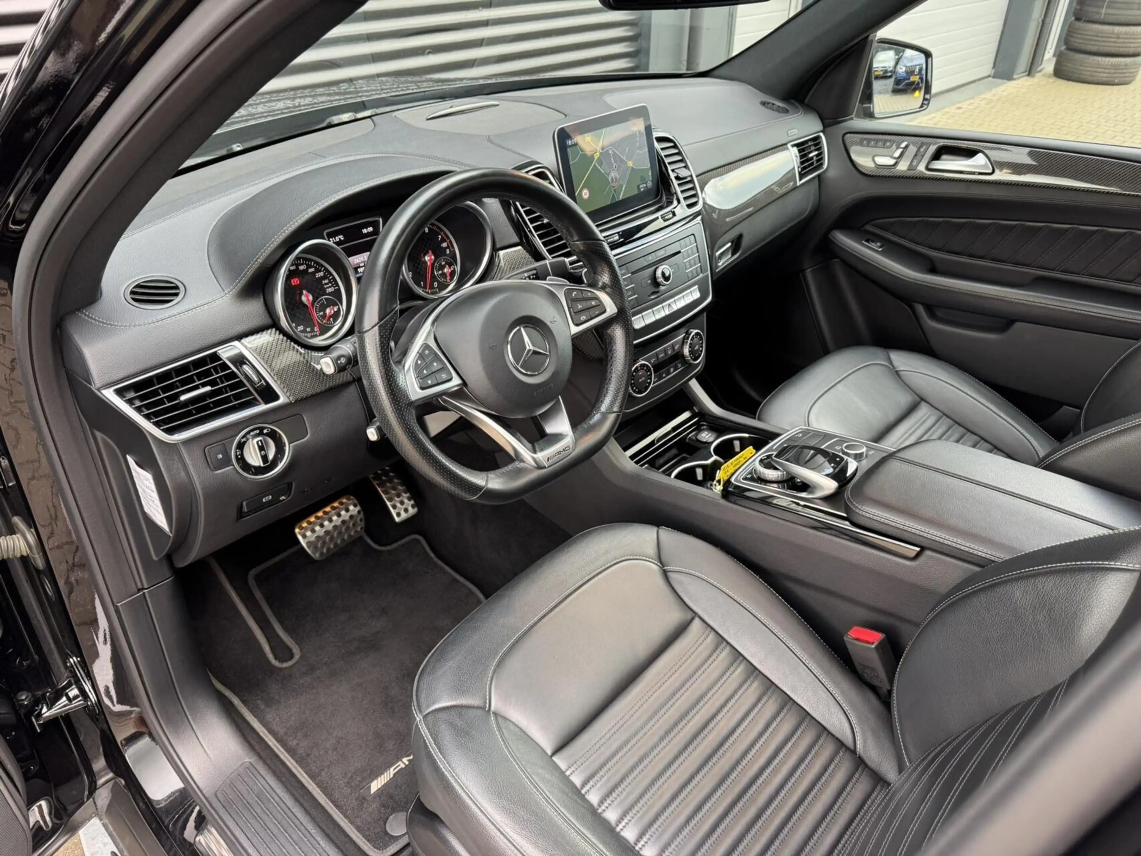 Mercedes-Benz GLE 400 4MATIC AMG Sport Edition| Pano|360 Camera|Trekhaak — photo 8