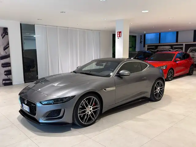 Jaguar F-Type 5.0 V8 450cv auto AWD Coupé R-Dynamic Tetto Pano