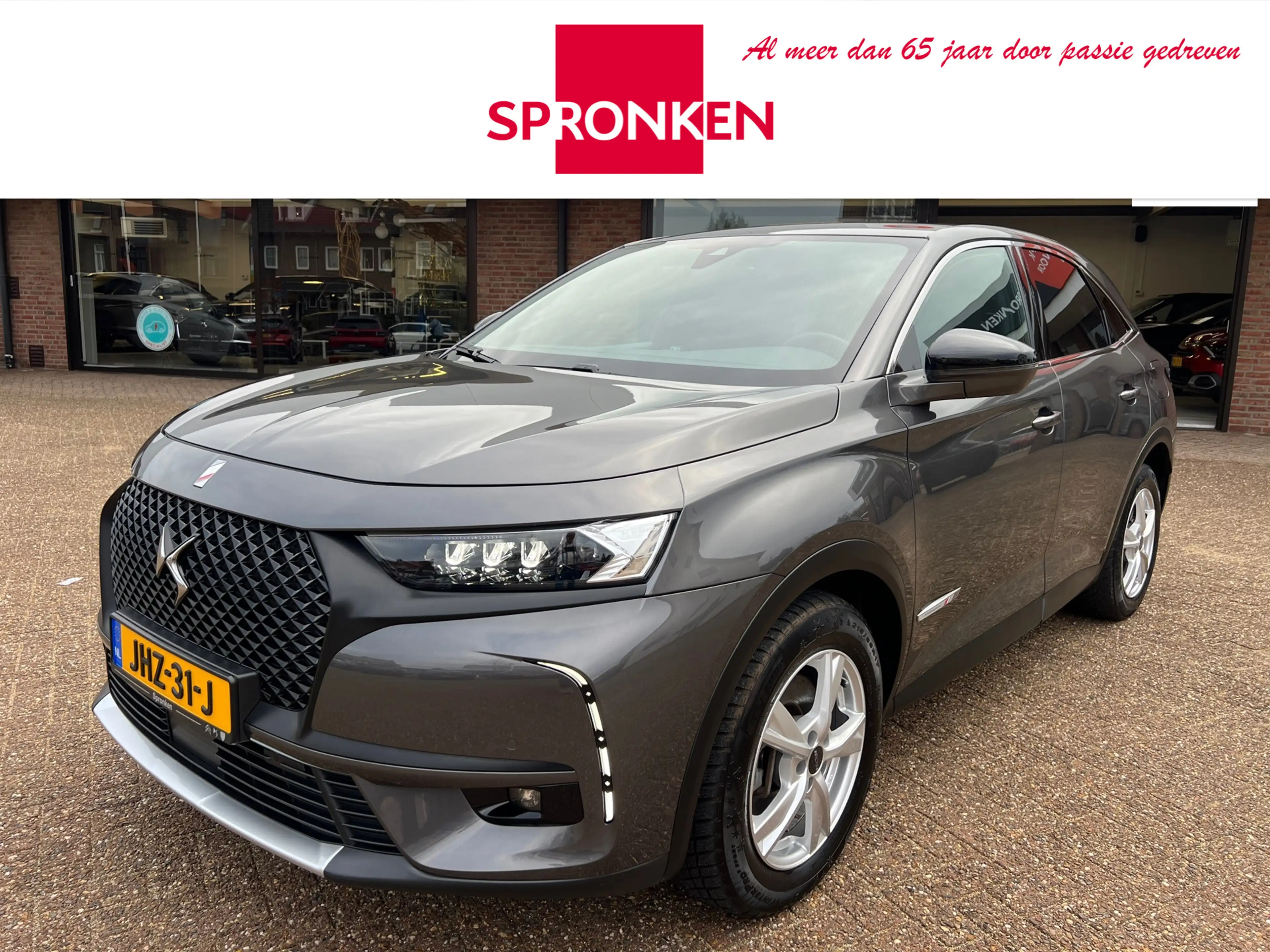 DS Automobiles DS 7 Crossback E-Tense 4x4 Be Chic 300 pk Navi-Camera-Alcantara