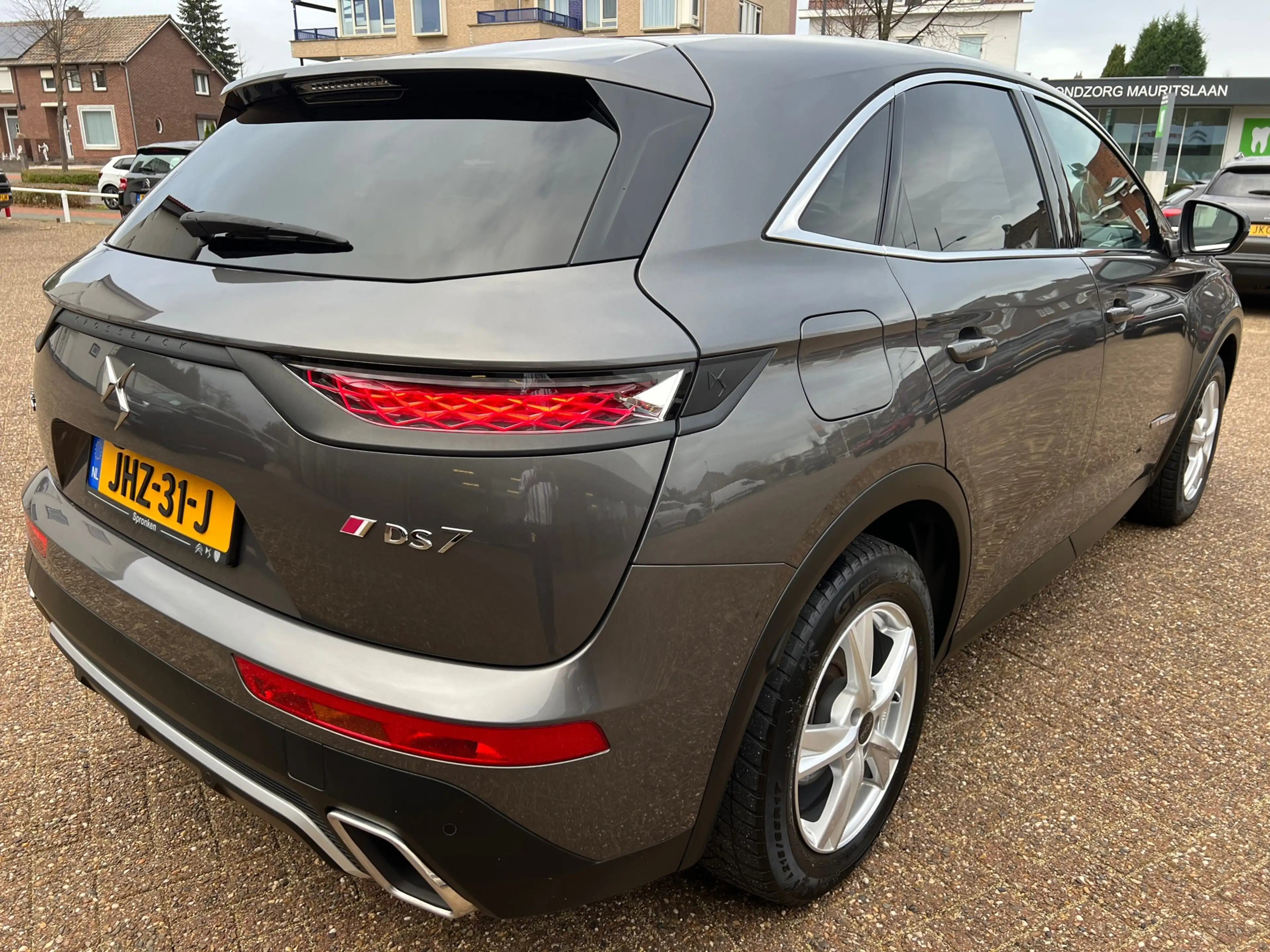 DS Automobiles DS 7 Crossback E-Tense 4x4 Be Chic 300 pk Navi-Camera-Alcantara — photo 5
