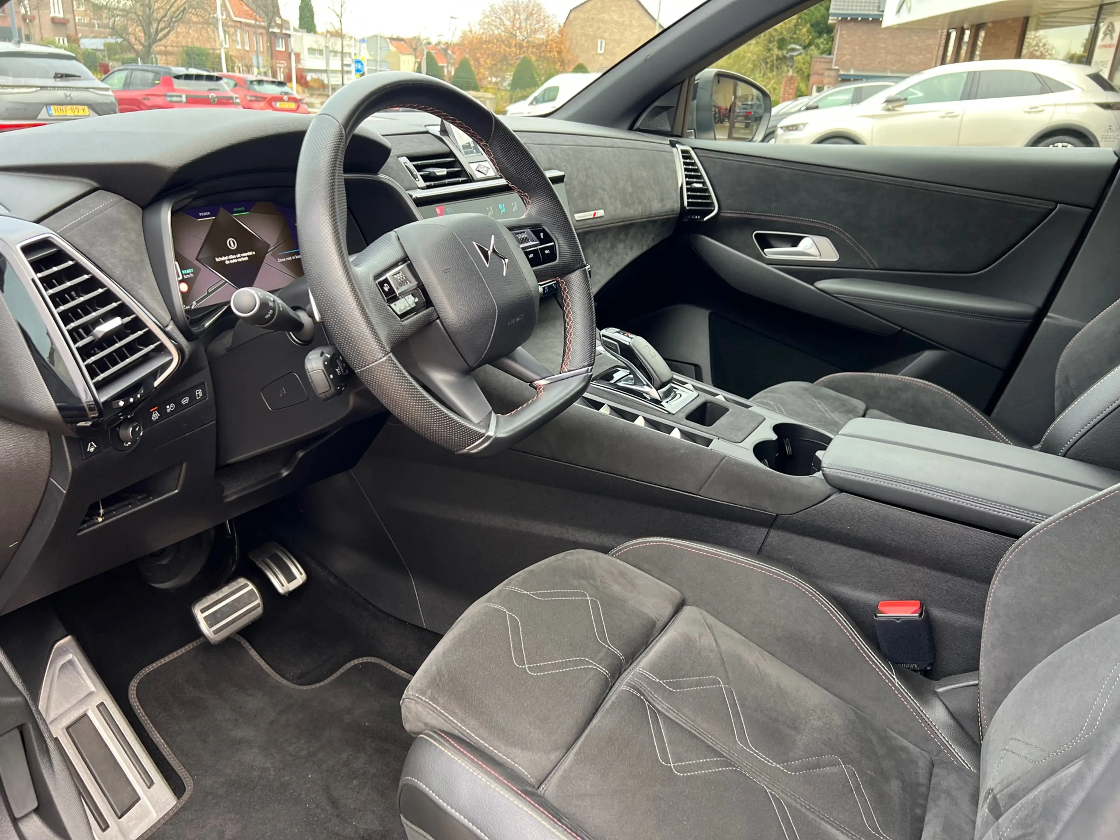 DS Automobiles DS 7 Crossback E-Tense 4x4 Be Chic 300 pk Navi-Camera-Alcantara — photo 7