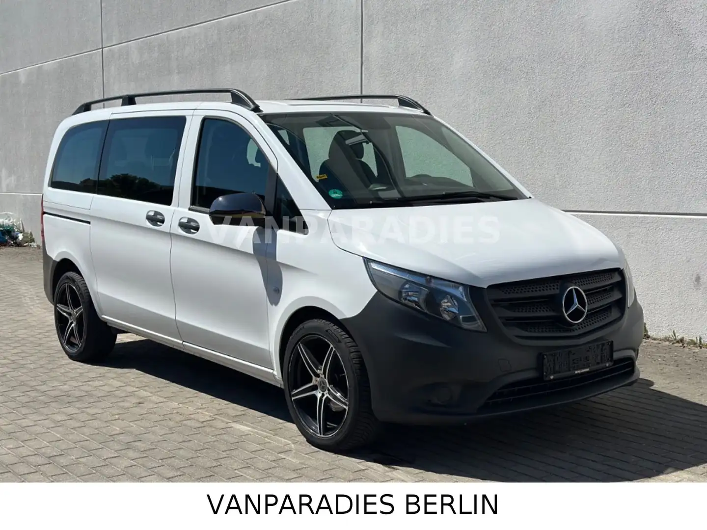 Mercedes-Benz Vito Tourer 116 CDI/Aut./9 Sitze/Euro6/CarPlay Wit - 1