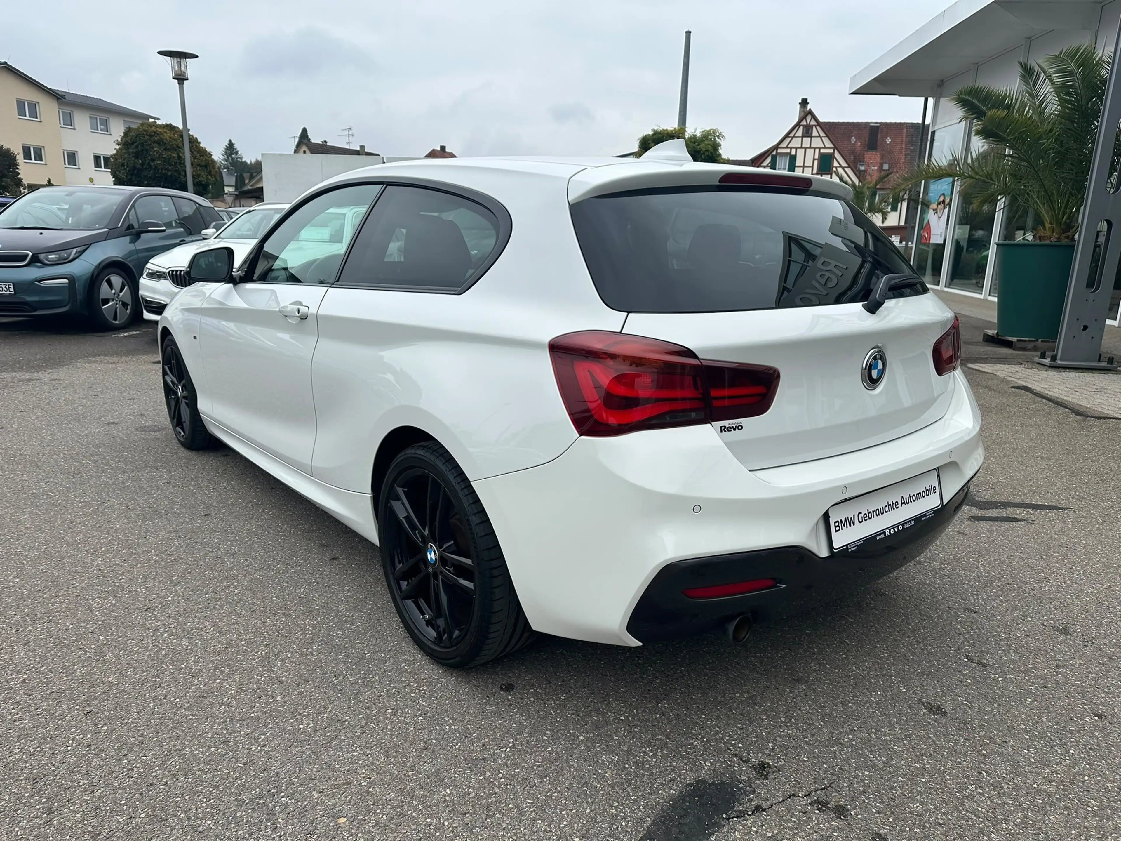 BMW 118 i Edition M Sport Shadow AHK GSD Leder Navi — photo 3