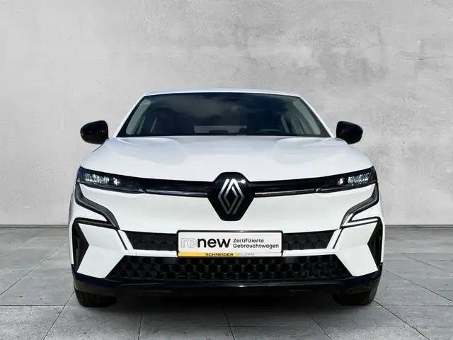 Renault Megane E-Tech view 8