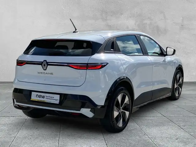 Renault Megane E-Tech view 5