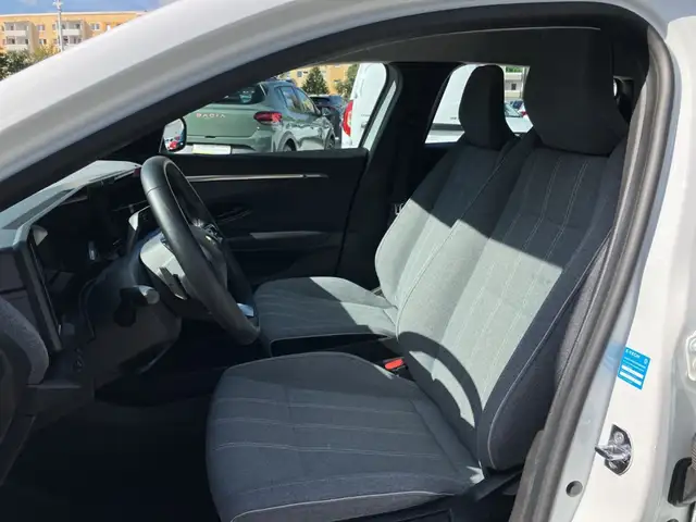 Renault Megane E-Tech view 9