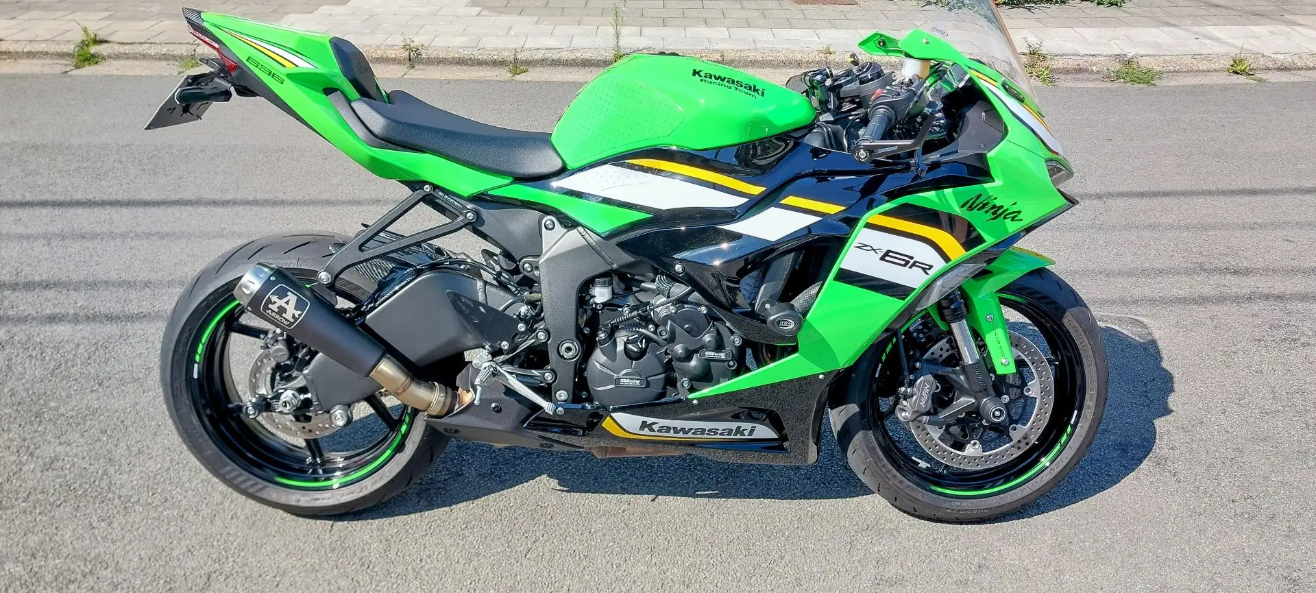 Kawasaki Ninja ZX-6R Kawasaki ZX6R KRT 2025 full équipée  Ninja Vert - 2