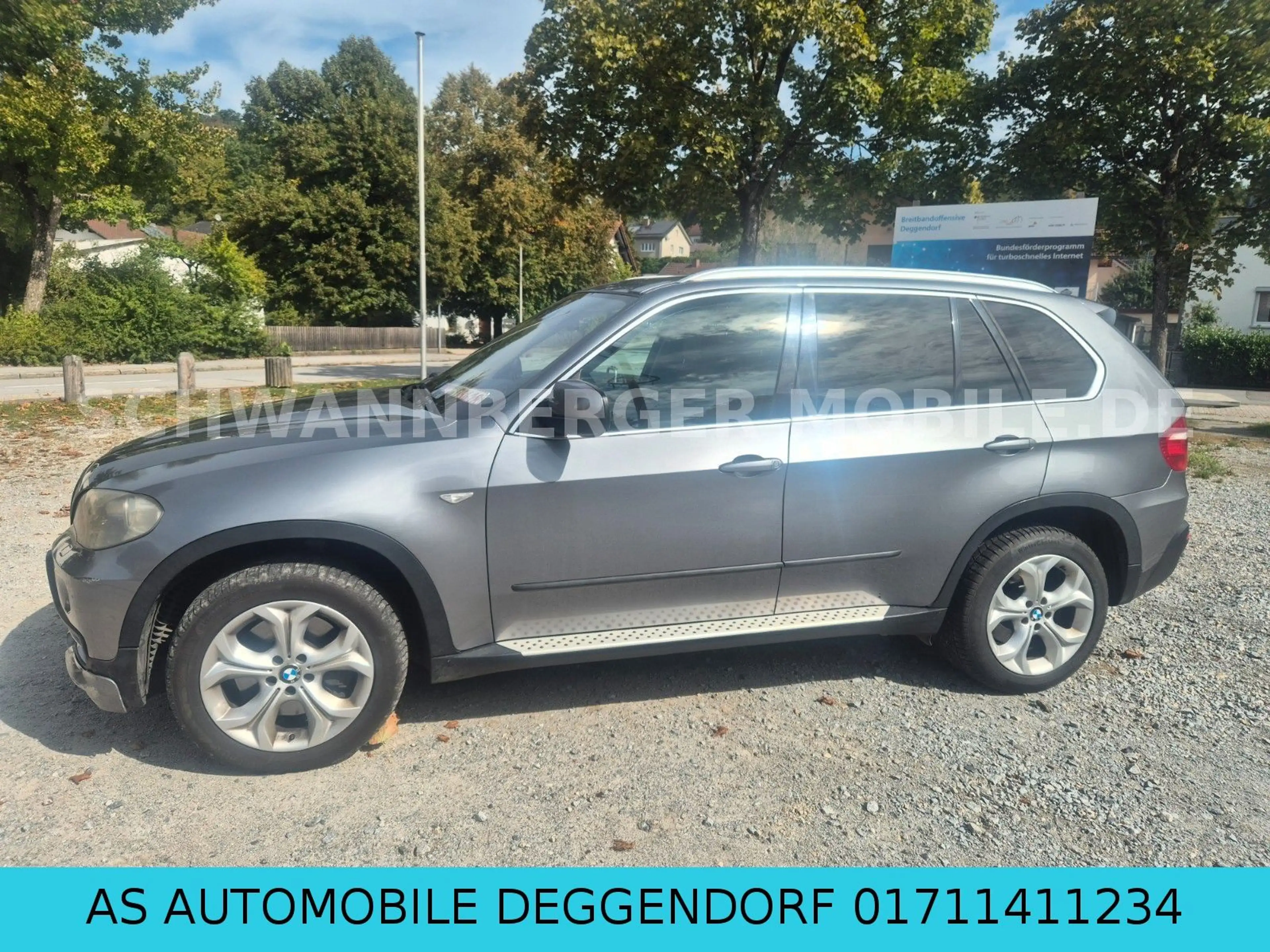 BMW X5 3.0 SD ALLRAD LEDER NAVI AHK XENON PANORAMA — photo 10