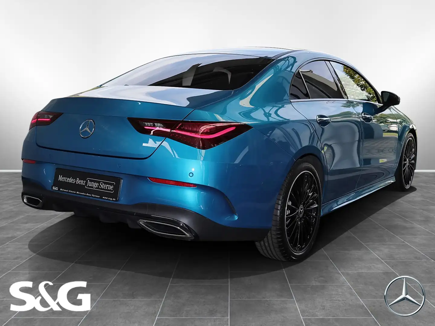 Mercedes-Benz CLA 200 Coupé AMG PANORAMA+TOTWINKEL+DISTRONIC Blau - 2