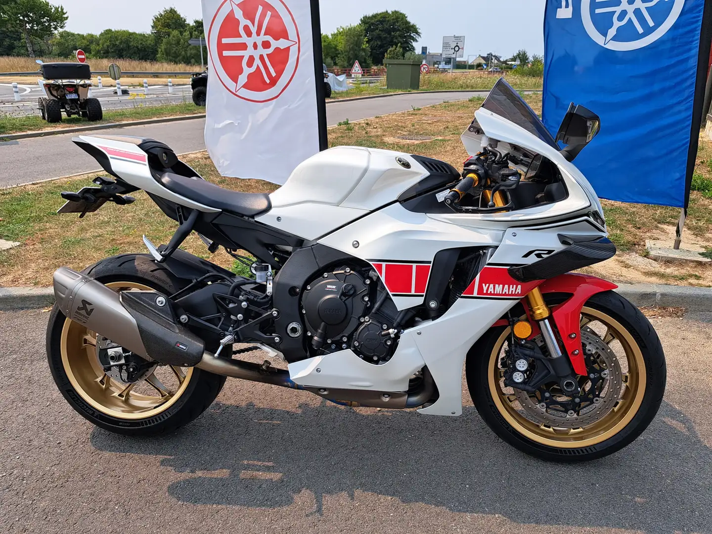 Yamaha YZF-R1 Blanc - 1