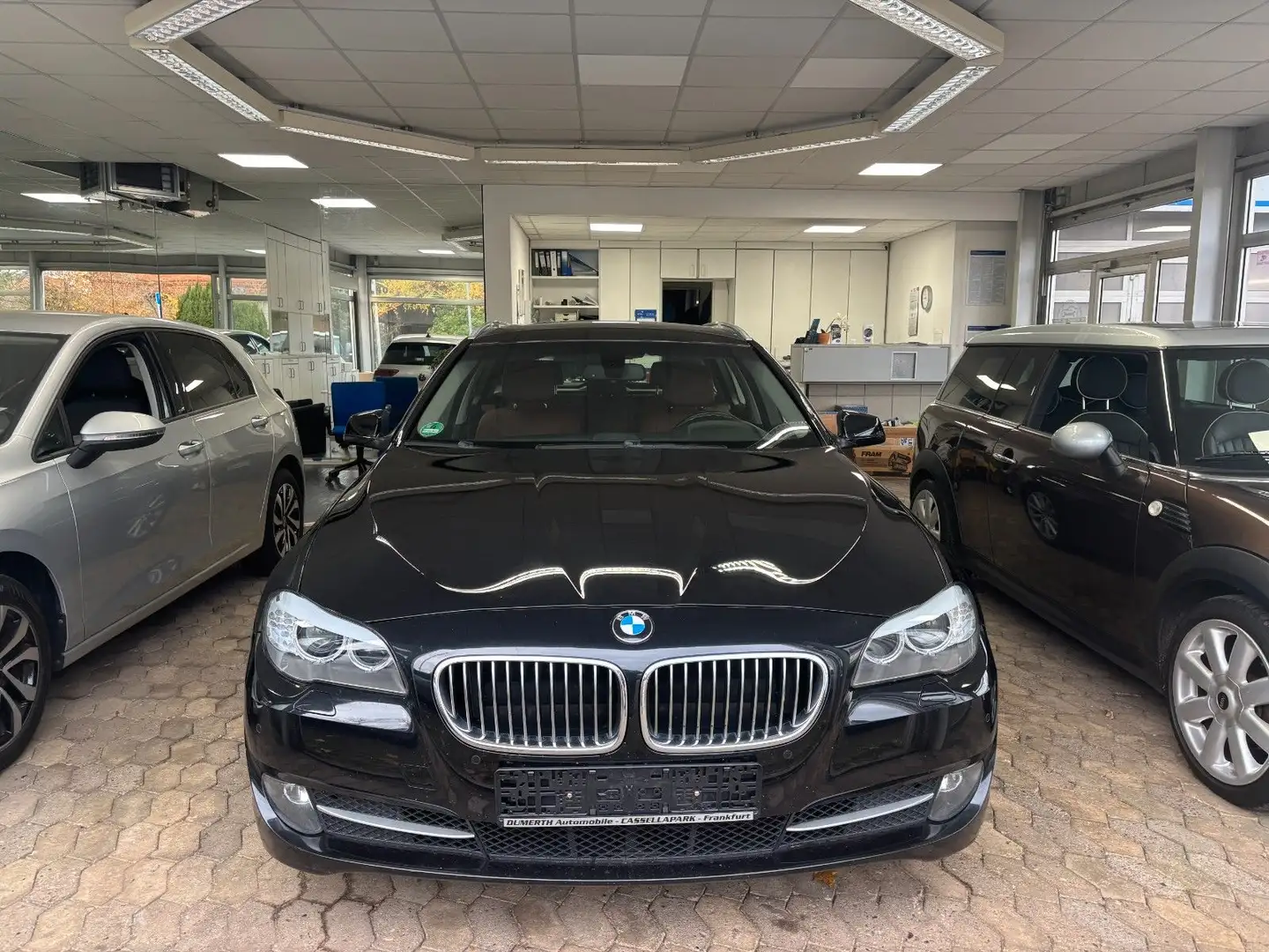 BMW 525 d Touring, Automatik!Leder!Pano!Navi! Noir - 1