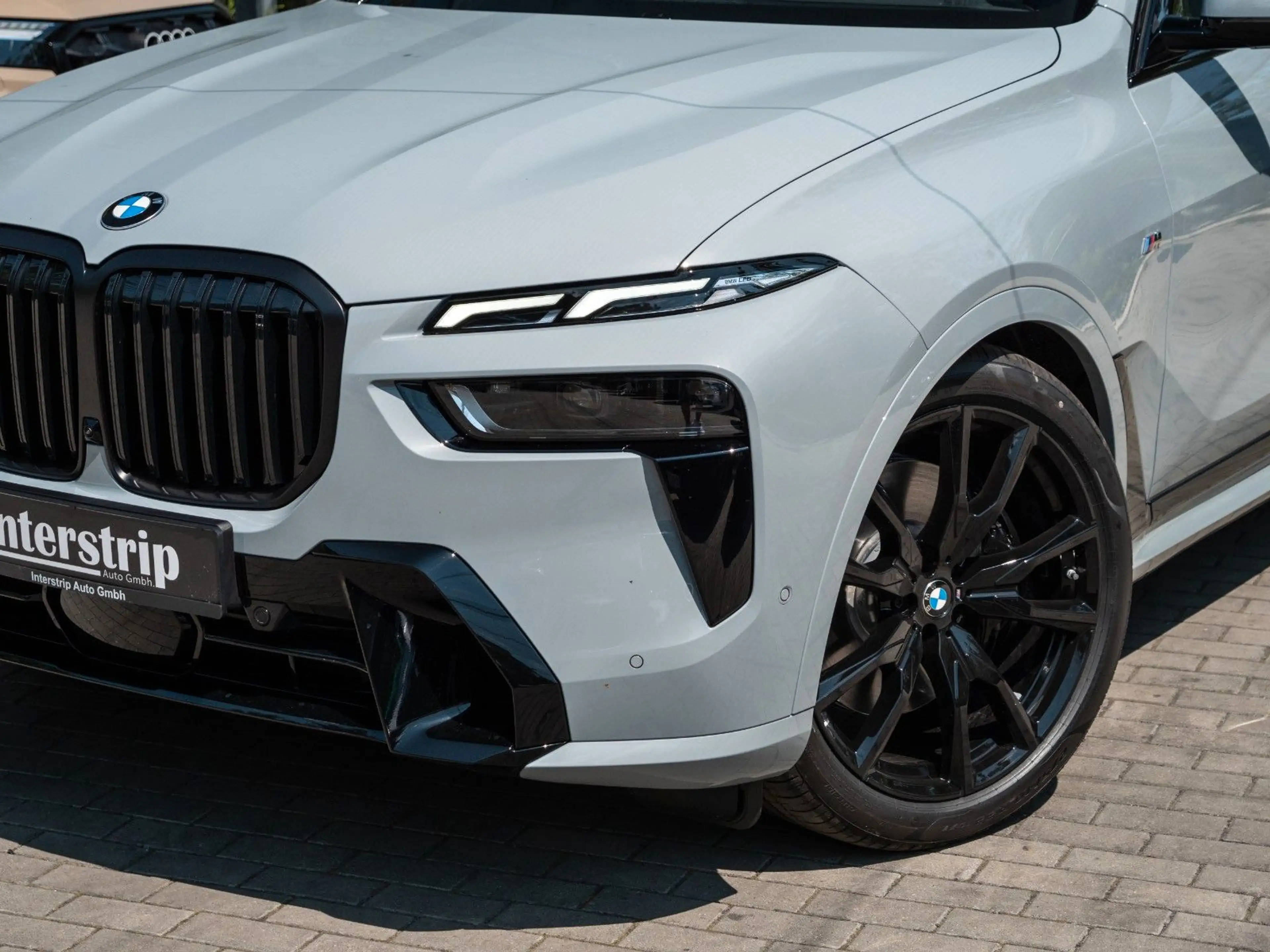 BMW X7 40d M PRO.LUFTFE.SOFTCL.DR.ASS.PRO.AHK.5/100 — photo 2