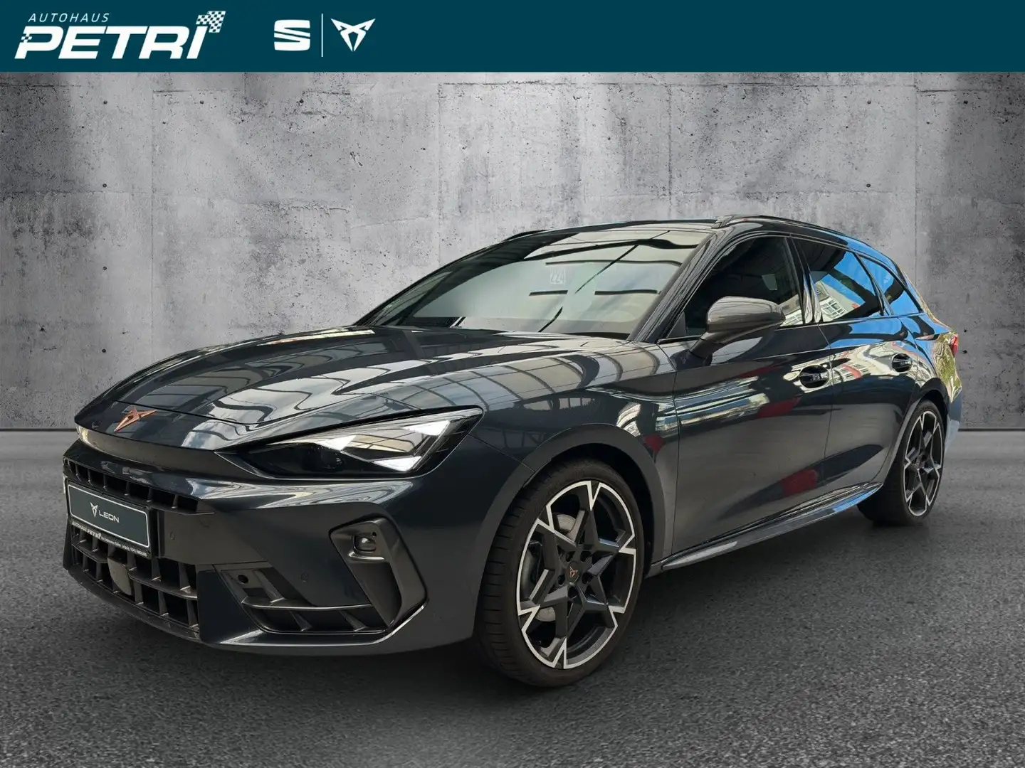 CUPRA Leon Sportstourer 1.5 eTSI 7-Gang DSG 150PS Grigio - 1