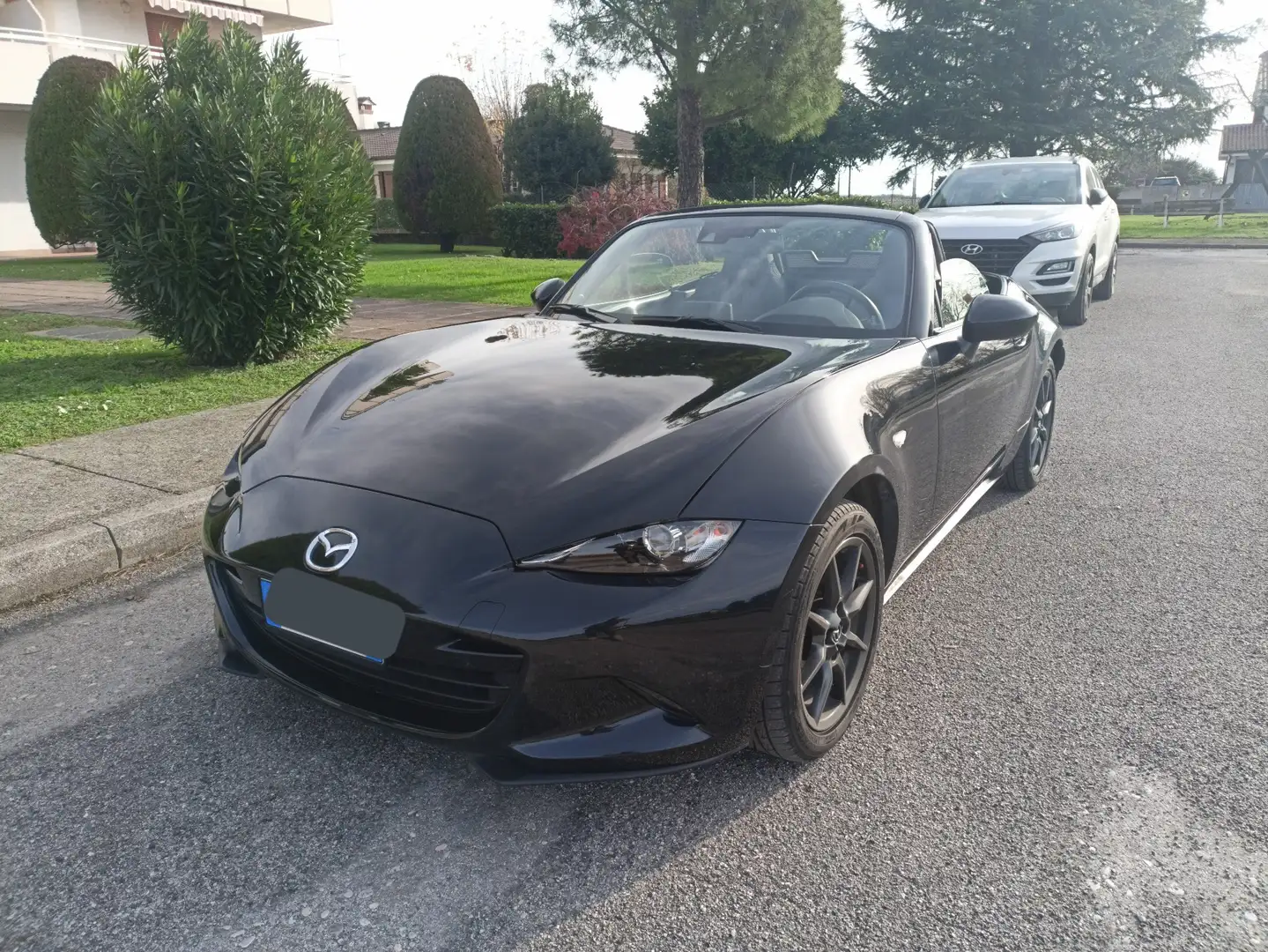 Mazda MX-5 SKYACTIV-G 131 Exclusive-Line - 1