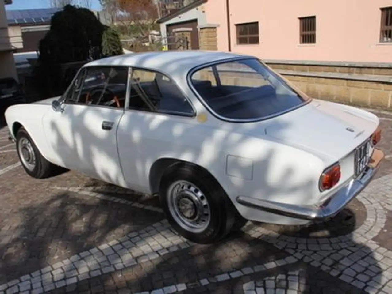Alfa Romeo GT GIULIA GT 1750 QUADRIFOGLIO ORO, foto 3