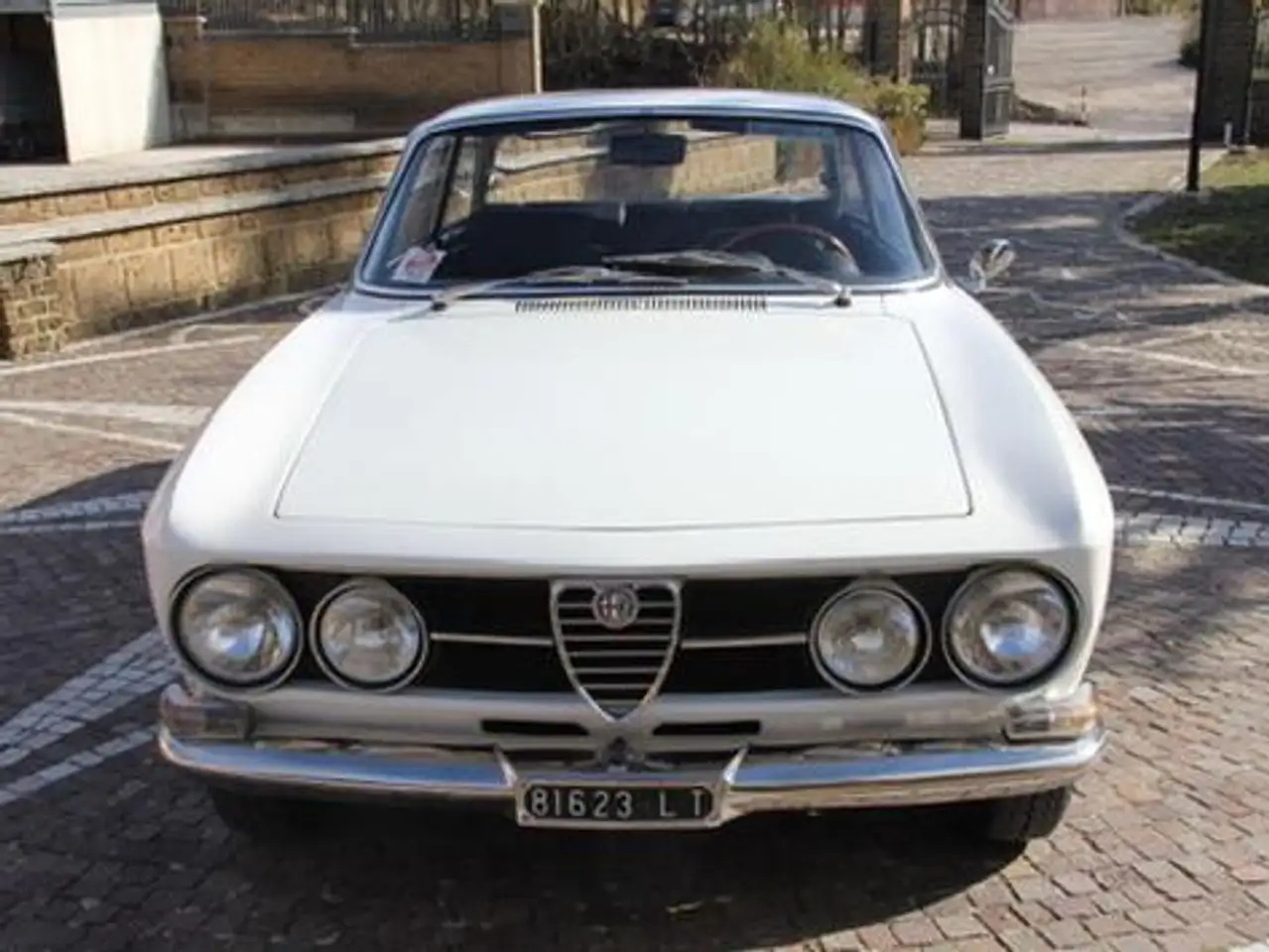 Alfa Romeo GT GIULIA GT 1750 QUADRIFOGLIO ORO, foto 2