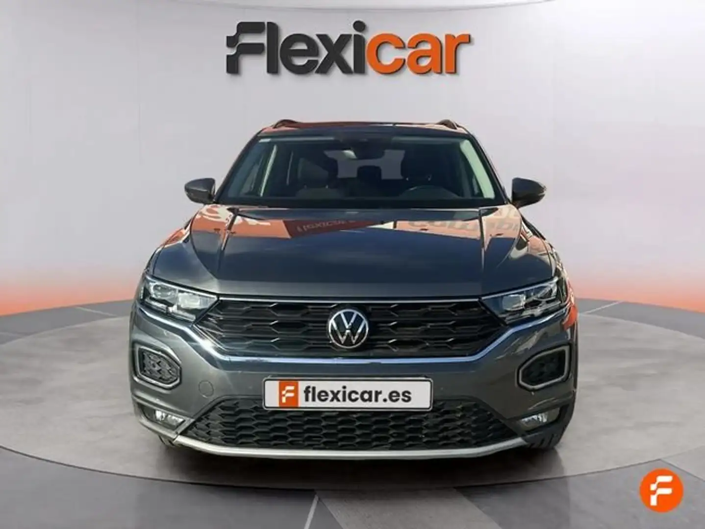 Volkswagen T-Roc 2.0TDI Advance Gris - 2