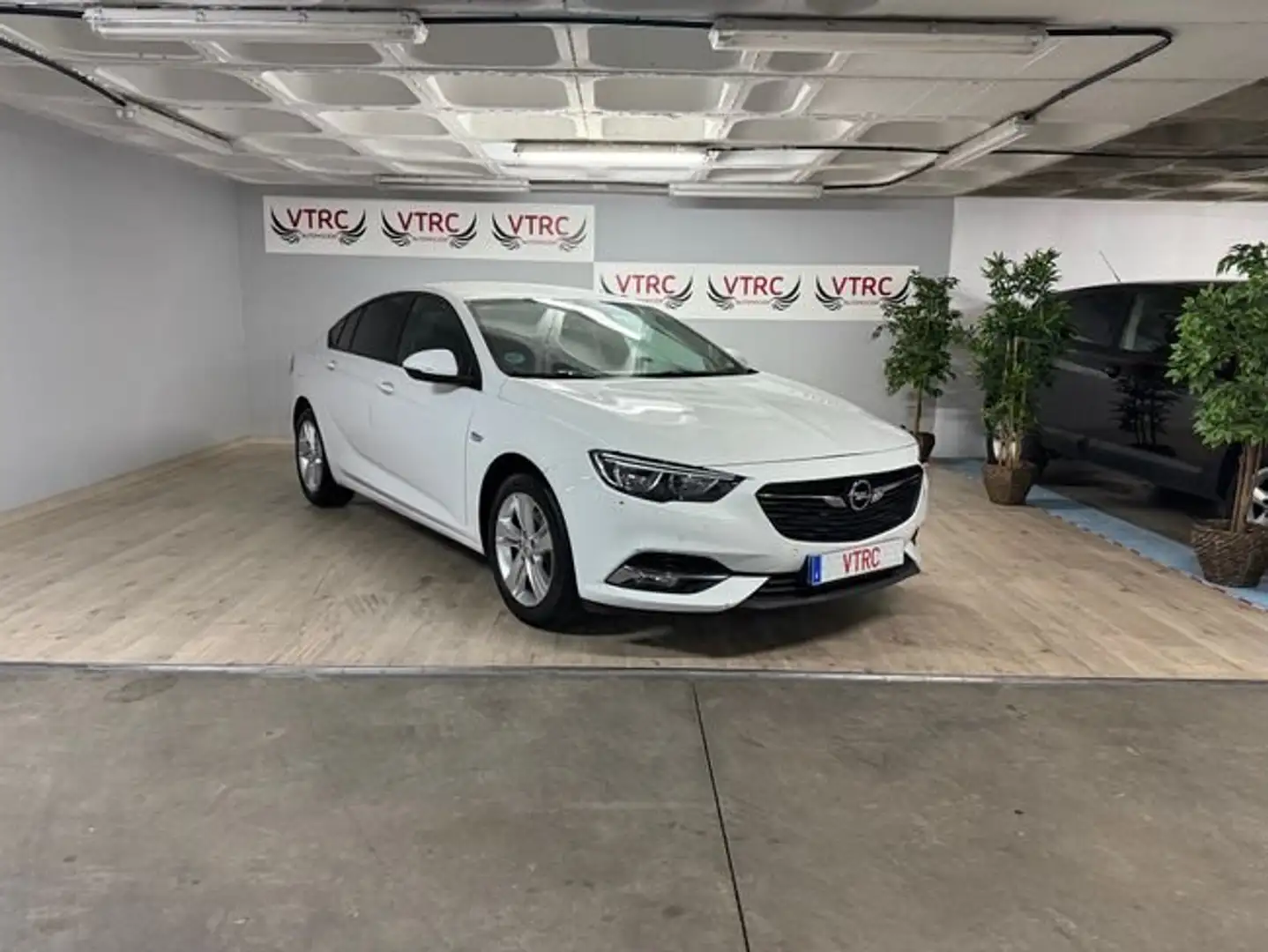 Opel Insignia 1.6CDTI S&S BUSINESS Weiß - 2