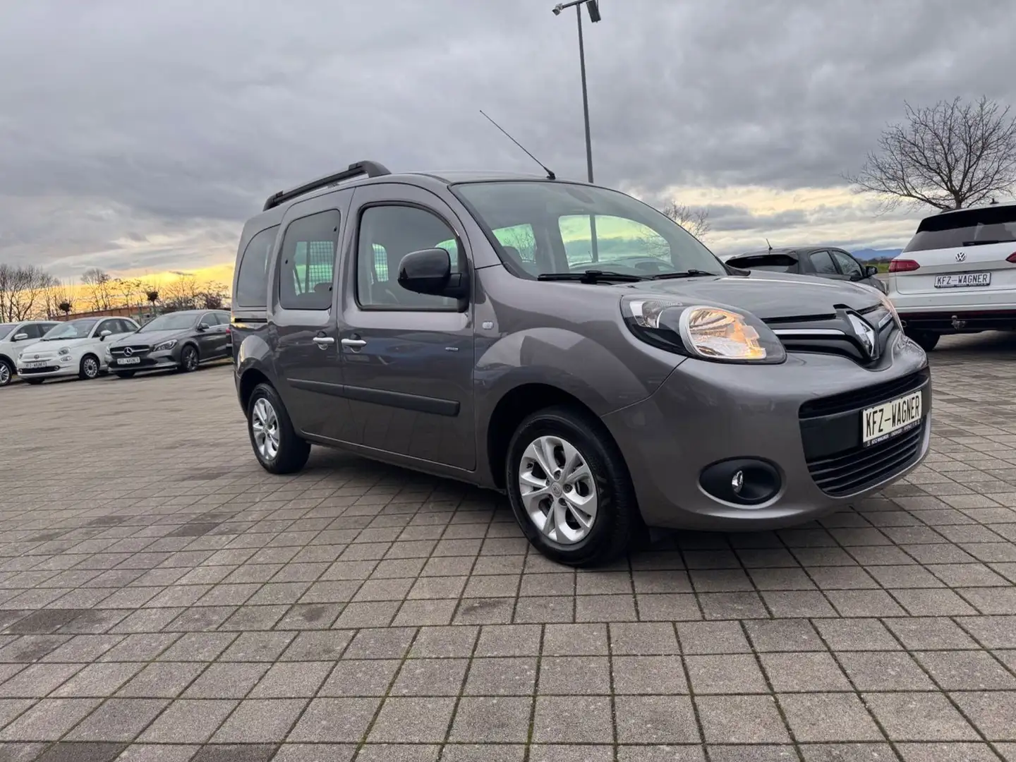 Renault Kangoo 1.2 TCe 115 Limited ENERGY (EURO 6) Grau - 2