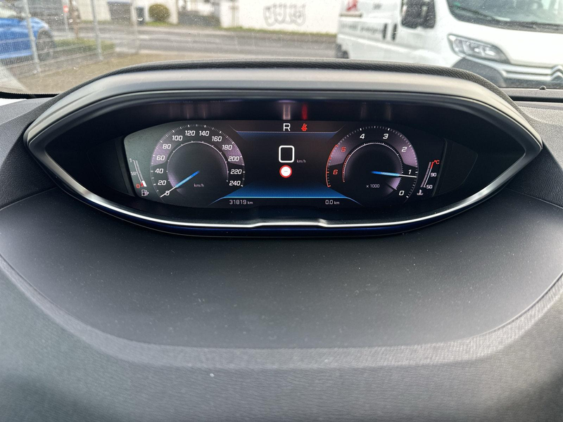 Peugeot 5008 Active Pack Metallic — photo 12