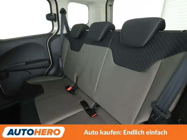 Ford Tourneo Courier view 14