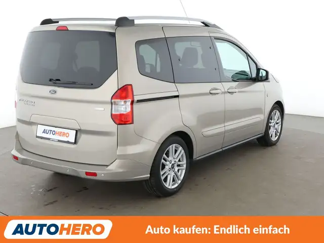 Ford Tourneo Courier view 6