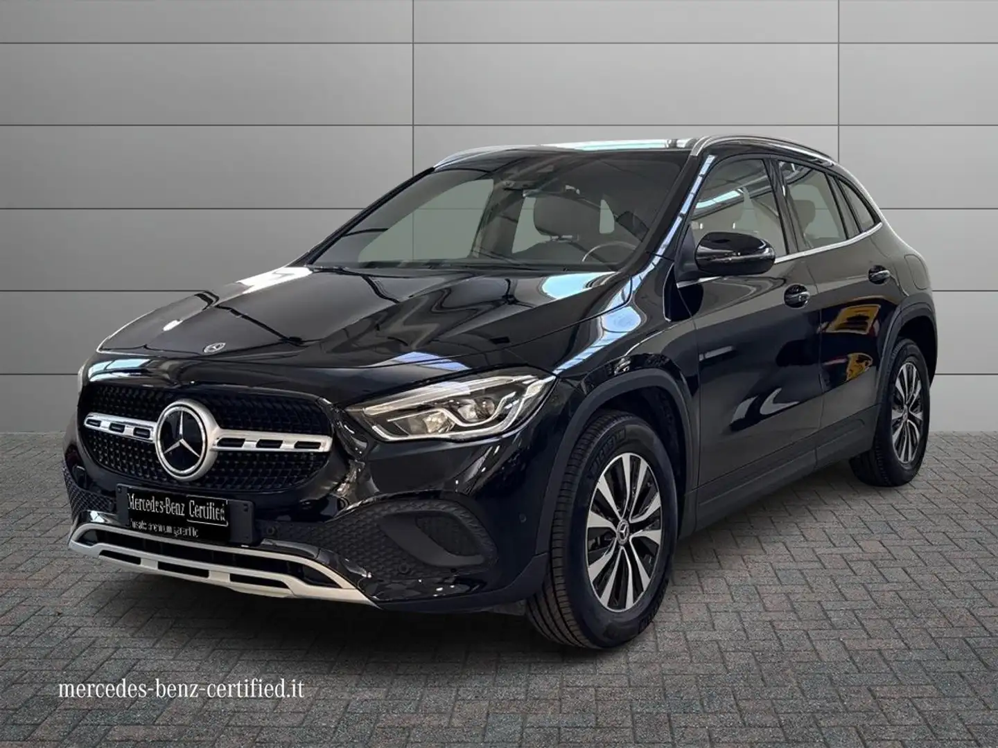 Mercedes-Benz GLA 250 GLA (H247) - GLA 250 e hybrid EQ Business Nero - 1