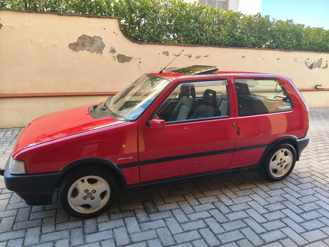 Fiat Uno 3p 1.4 ie turbo Racing, foto 3