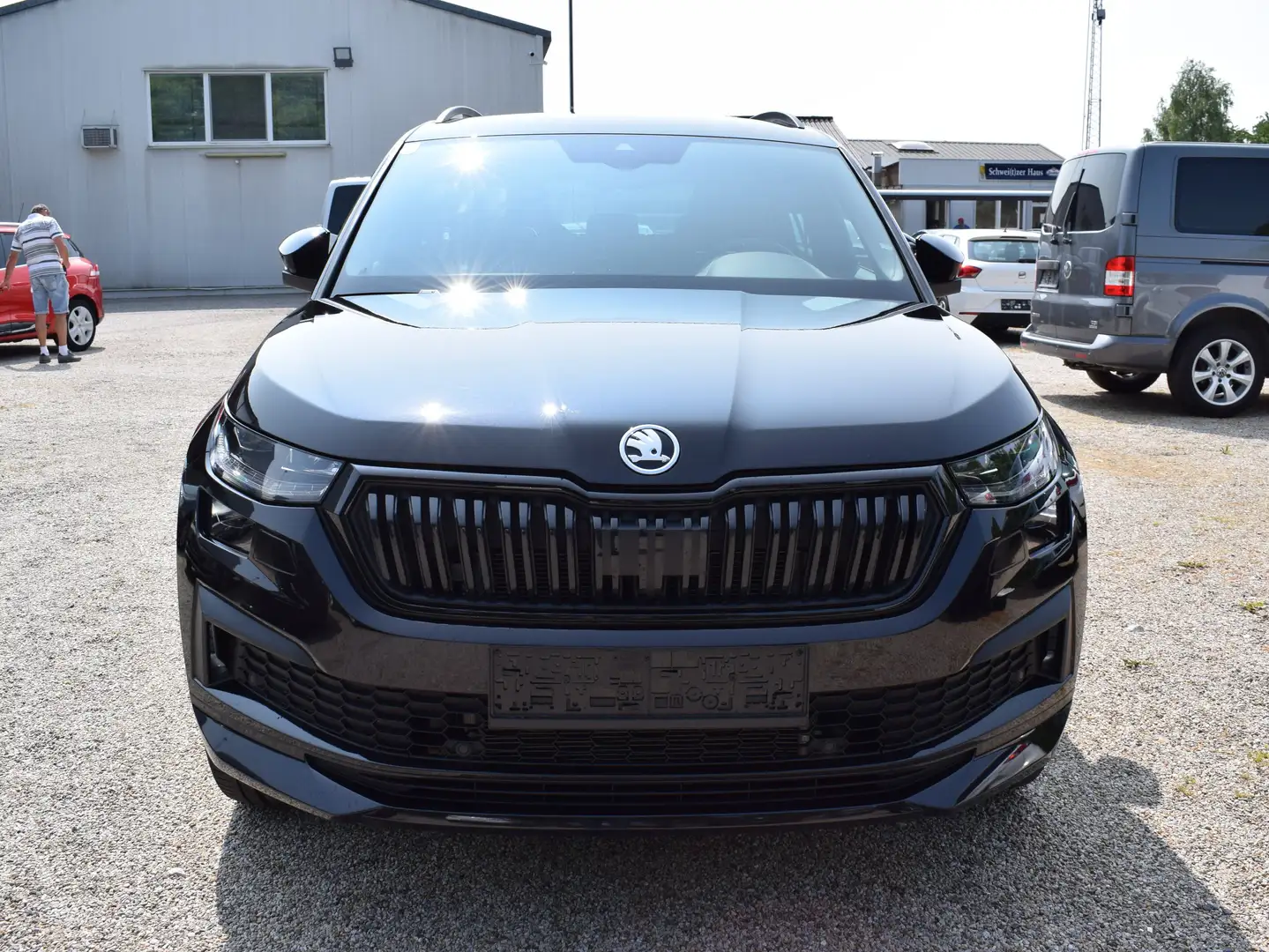 Skoda Kodiaq 2,0 TDI SCR 4x4 Sportline DSG Zwart - 2