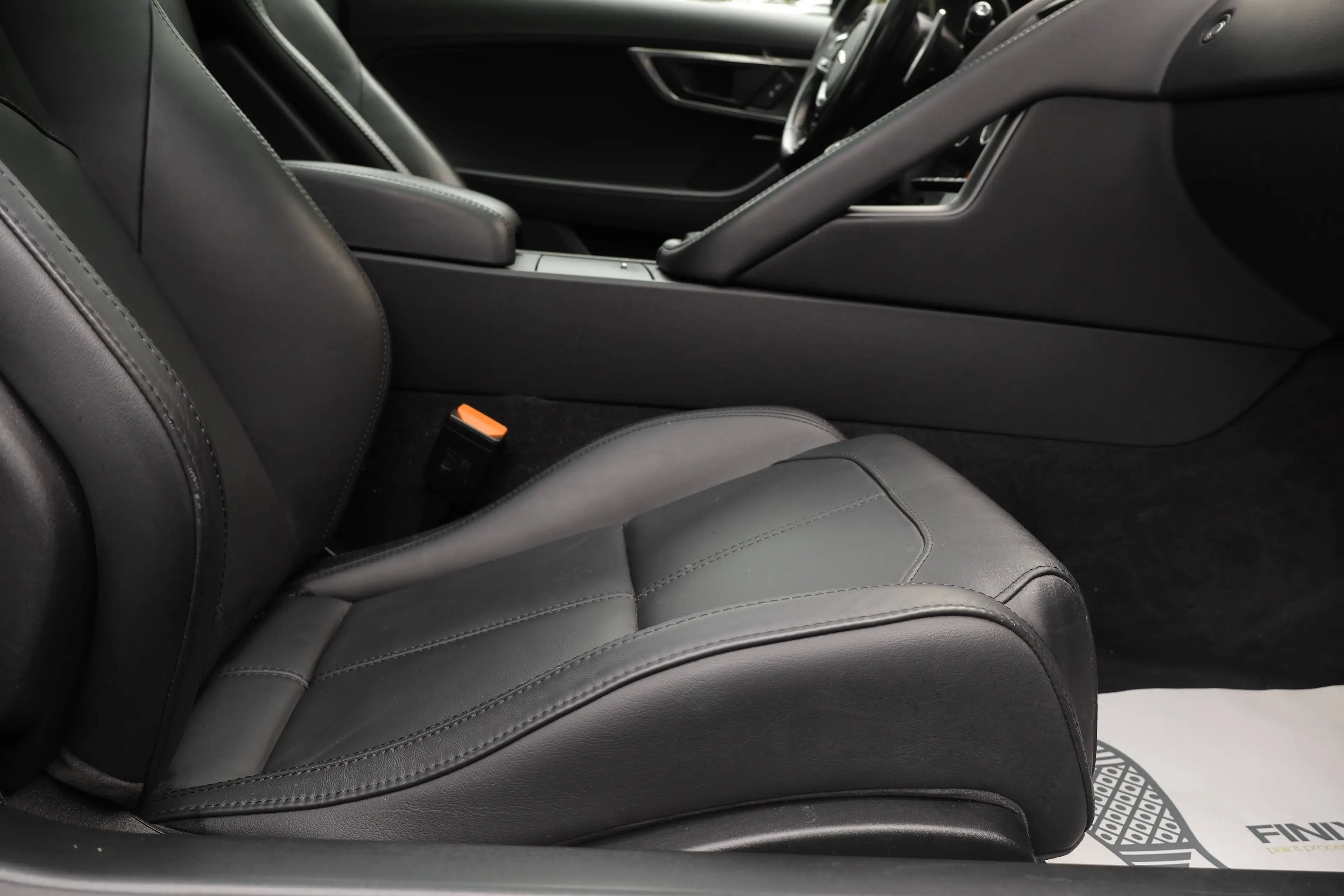 Jaguar F-Type F-Type Coupé 2.0 i4 R-Dynamic PANO LijnA Keyless Garantie * — photo 8