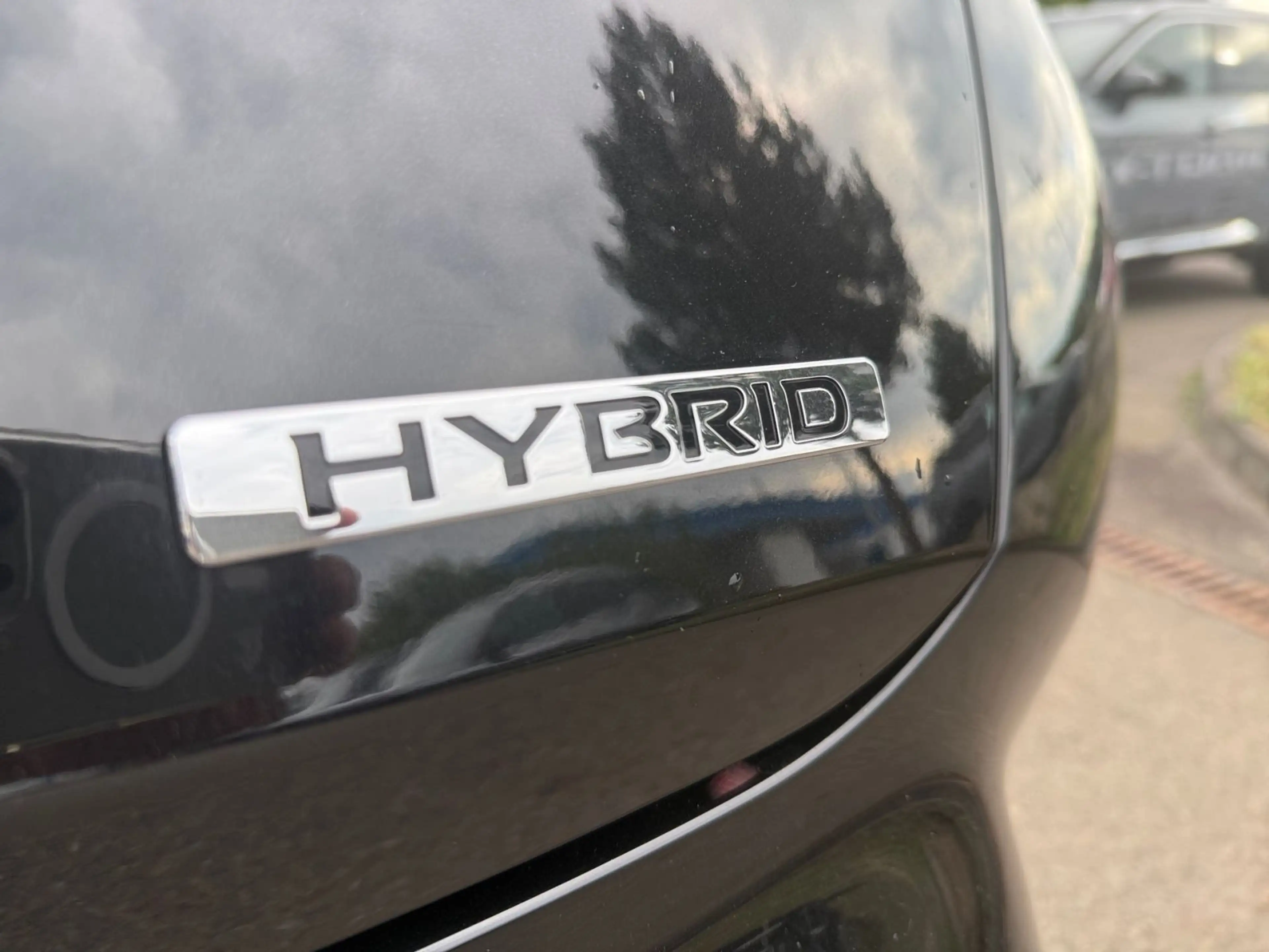 Nissan Juke Hybrid 143PS N-Connecta mit Winterpaket — photo 8
