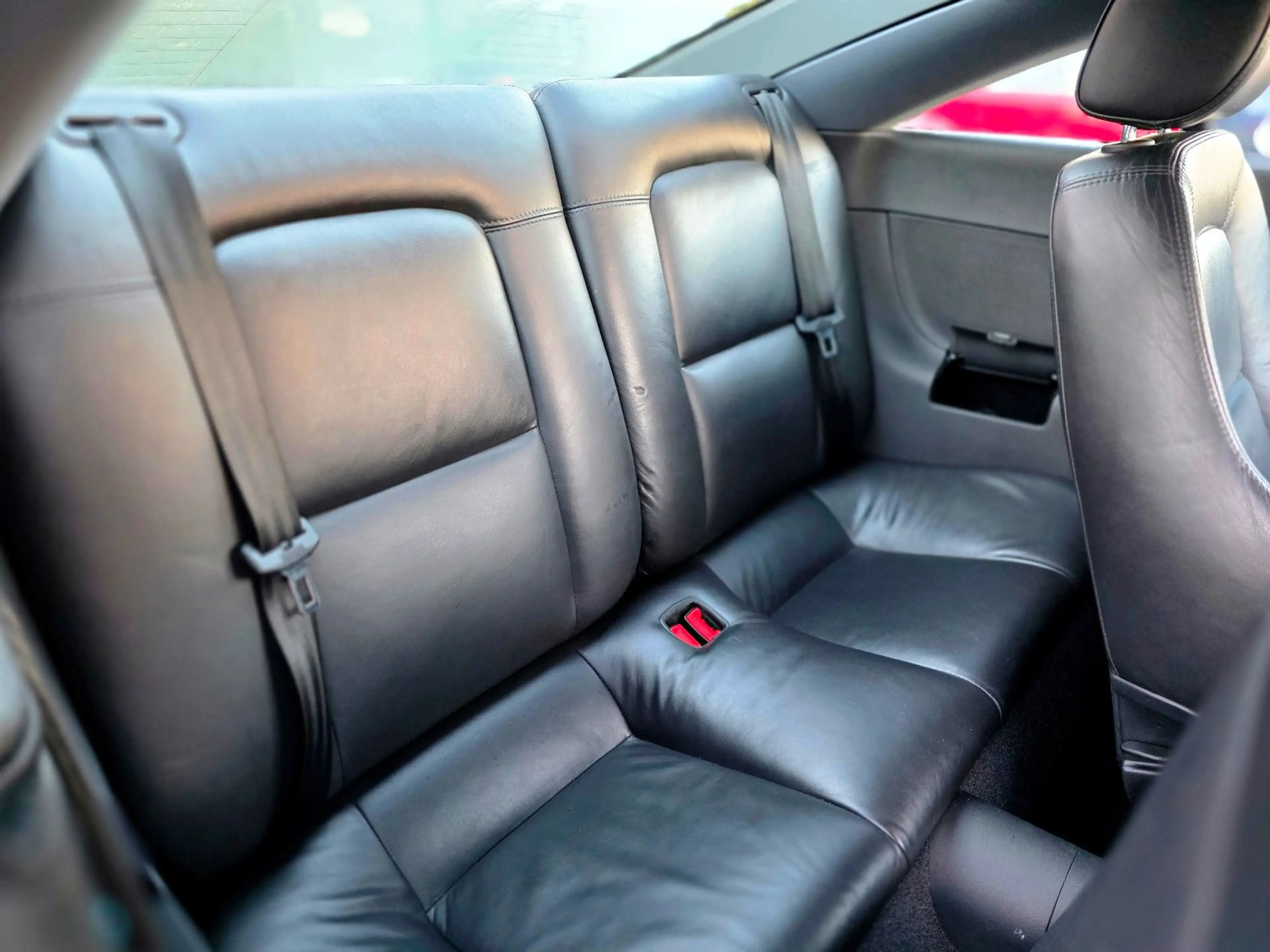 Audi TT 1.8 T/Leder/Zahnriemen und Tüv neu ! — photo 11