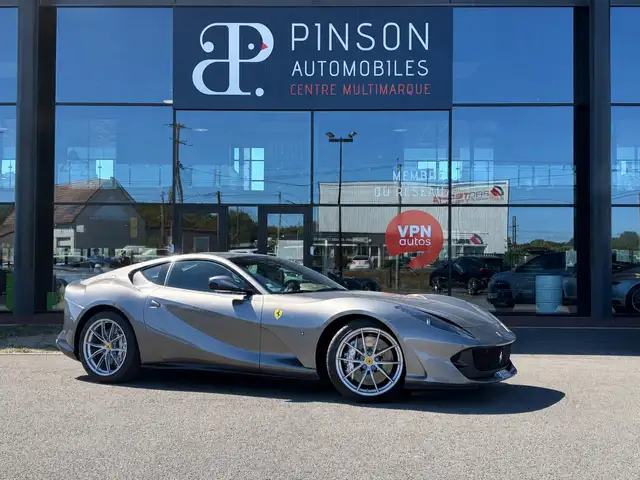 Ferrari 812 812 Superfast 6.5i V12 - BVR  .